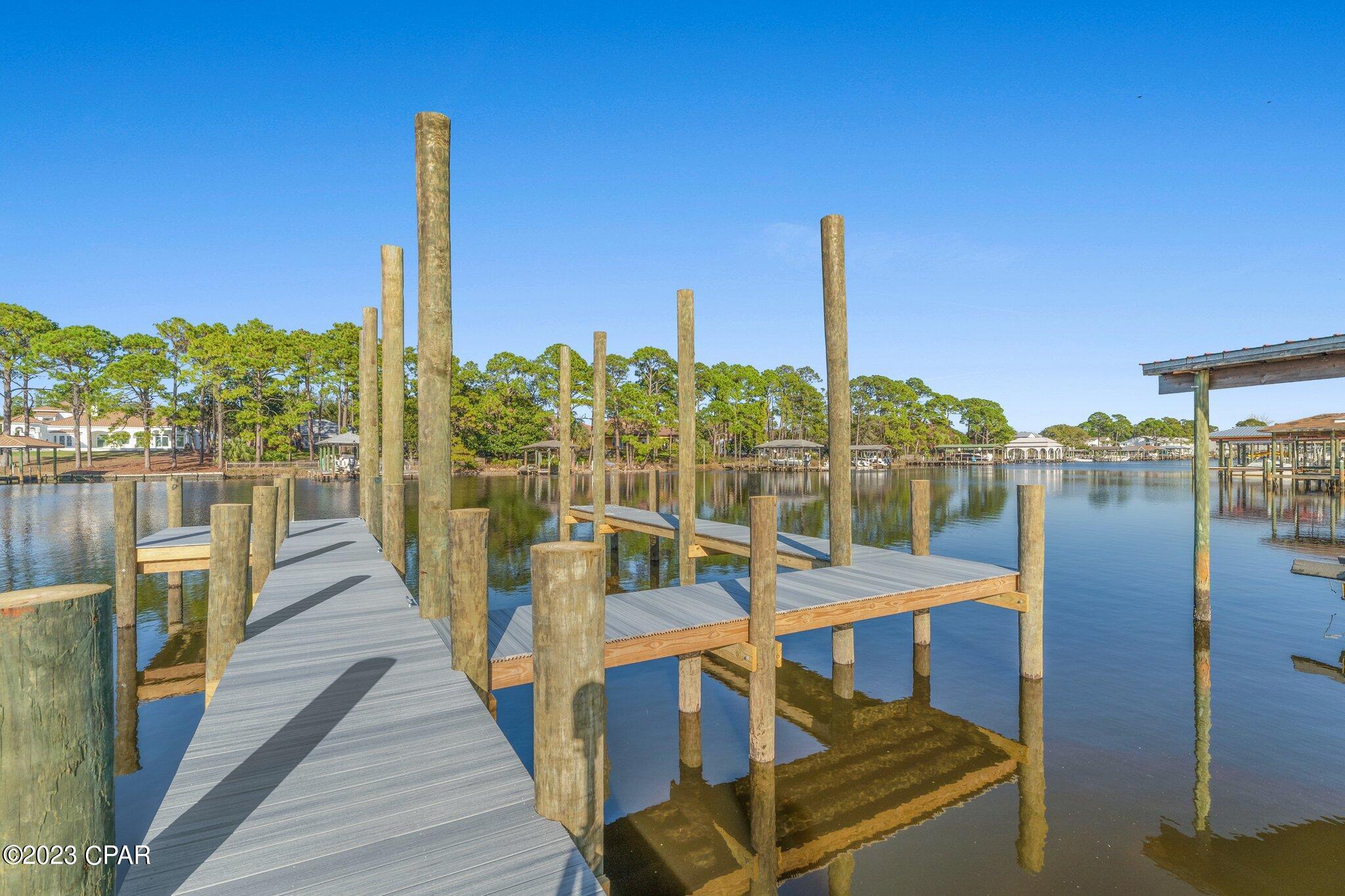 Gulf Lagoon Beach - Residential