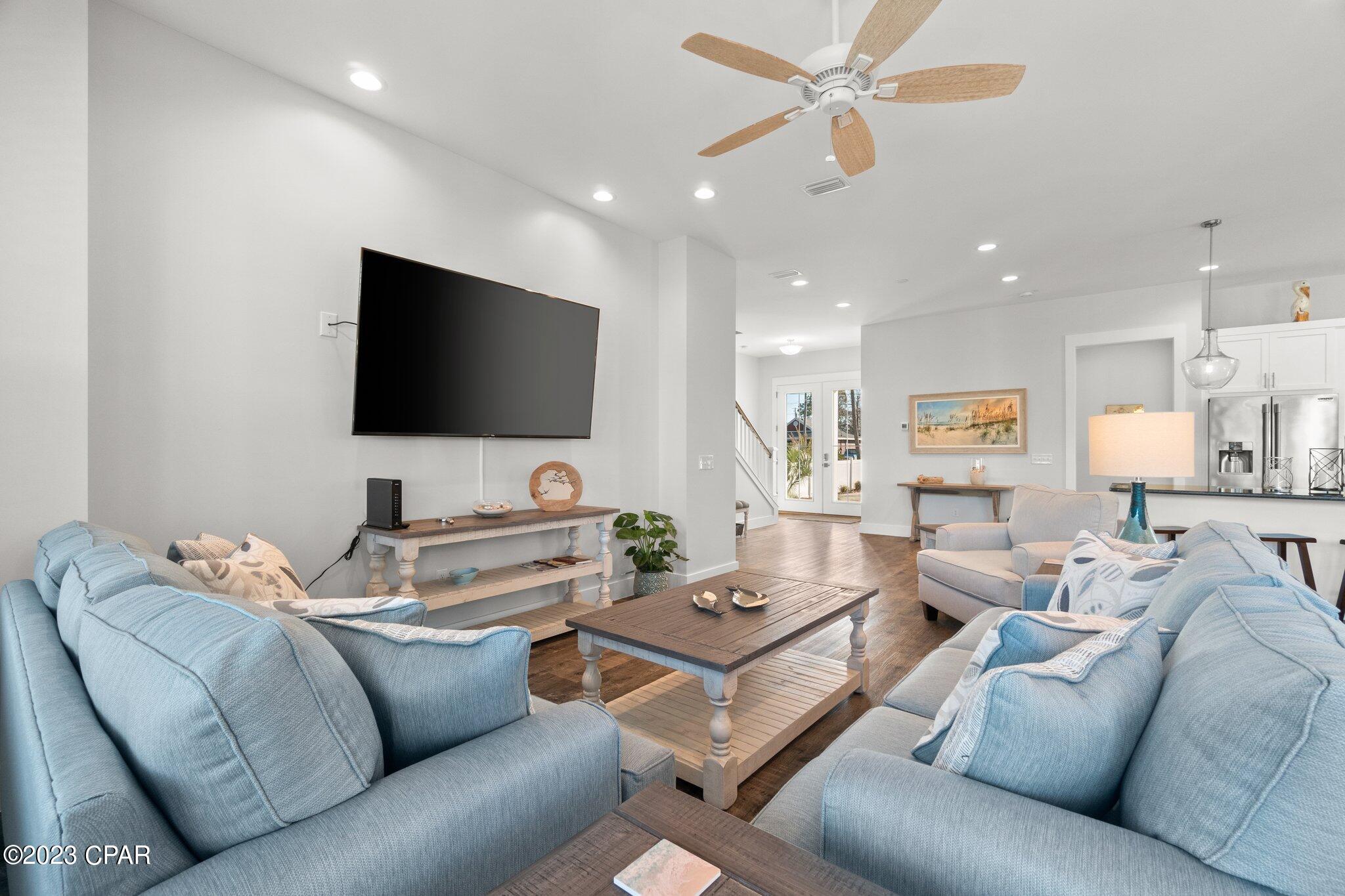 Gulf Lagoon Beach - Residential