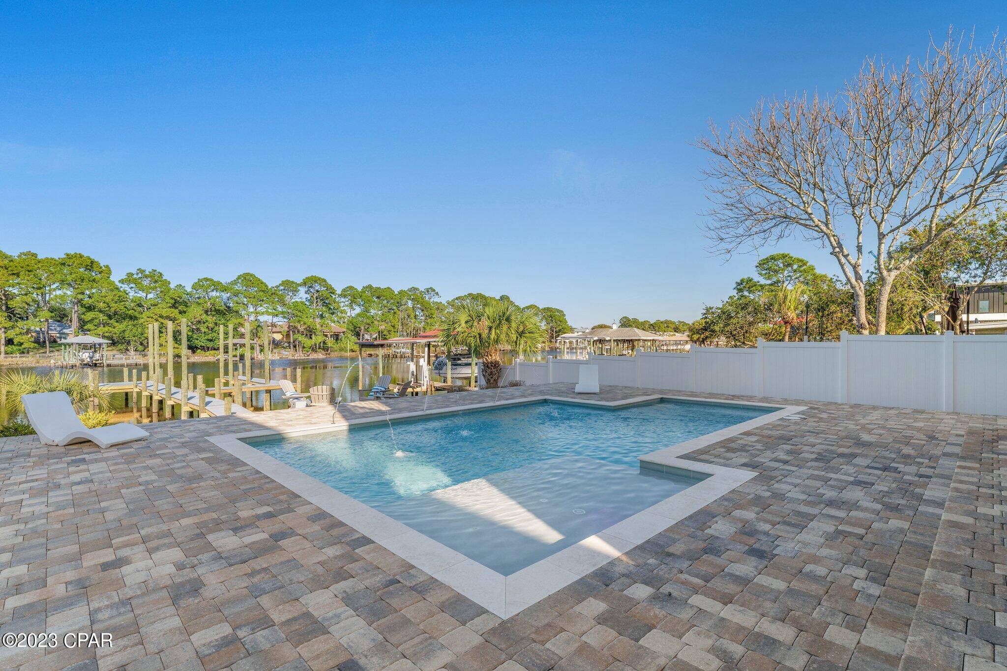 Gulf Lagoon Beach - Residential