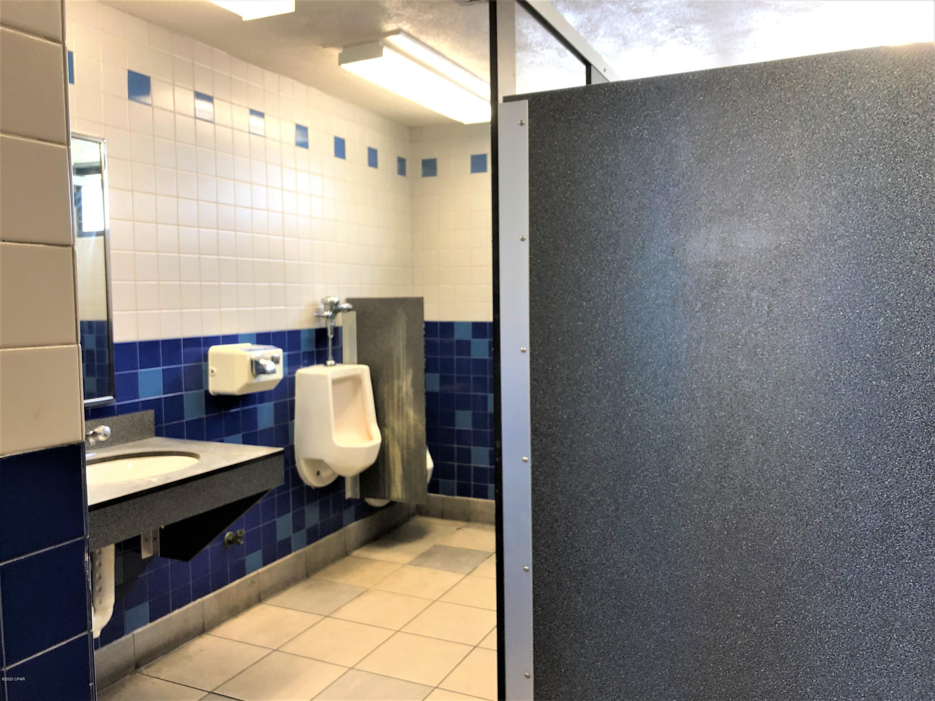 [No Recorded Subdiv] - Commercial Lease