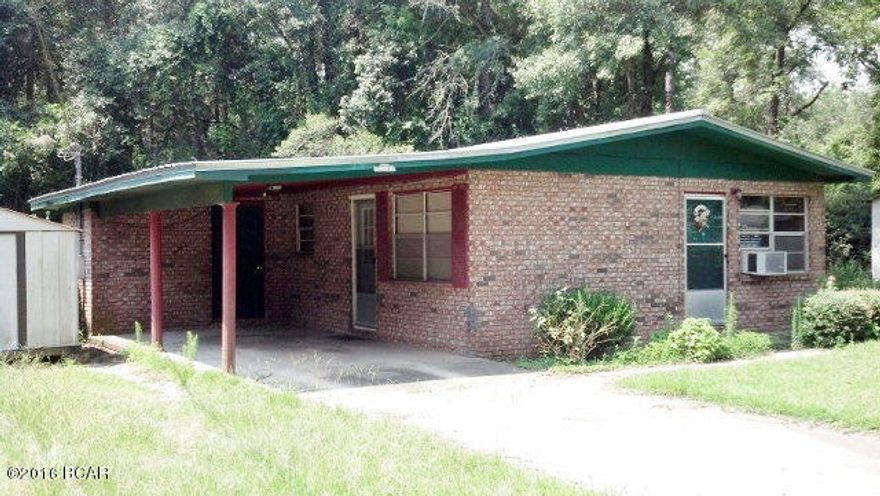 Seller says to Bring All Offers ! ! ! Nice brick home in town. 3-Bedroom, 1-Bath is conveniently located to schools and shopping. Has an attached carport and a nice back yard. All closings are subject to the recording of the foreclosure deed. Seller addendums will be provided for signature with accepted offer. Seller Preferred Lender: All prospective buyers are encouraged to pre-qualify through Ditech prior to submitting an offer. Please call 1-800-621-0894 or apply online at www.ditech.com. Ditech provides prospective buyers with a free financial analysis, competitive rates, terms, low money down programs, guaranteed on-time closings, and may offer closing cost assistance. Get pre-approved today.