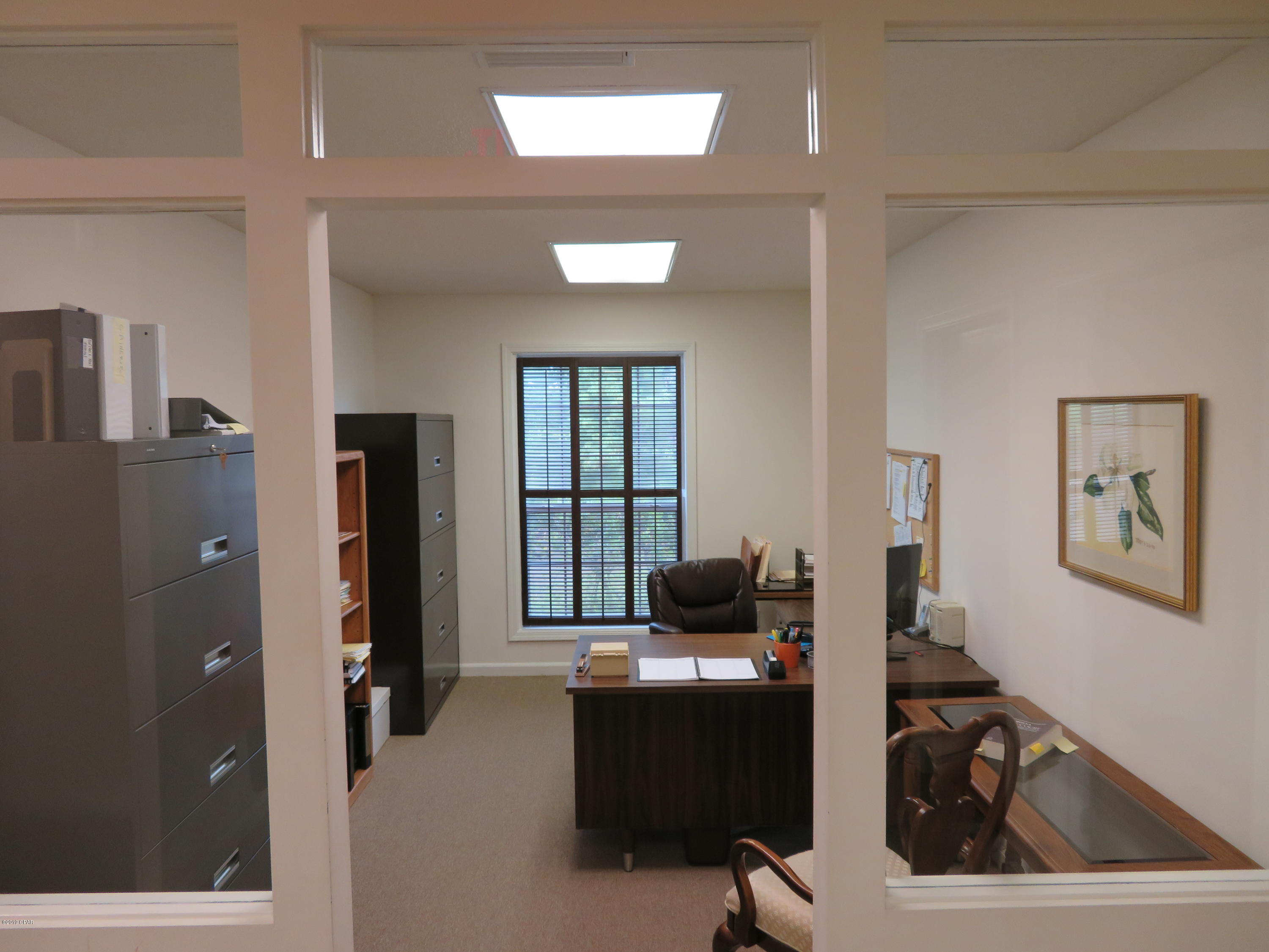 [No Recorded Subdiv] - Commercial Sale