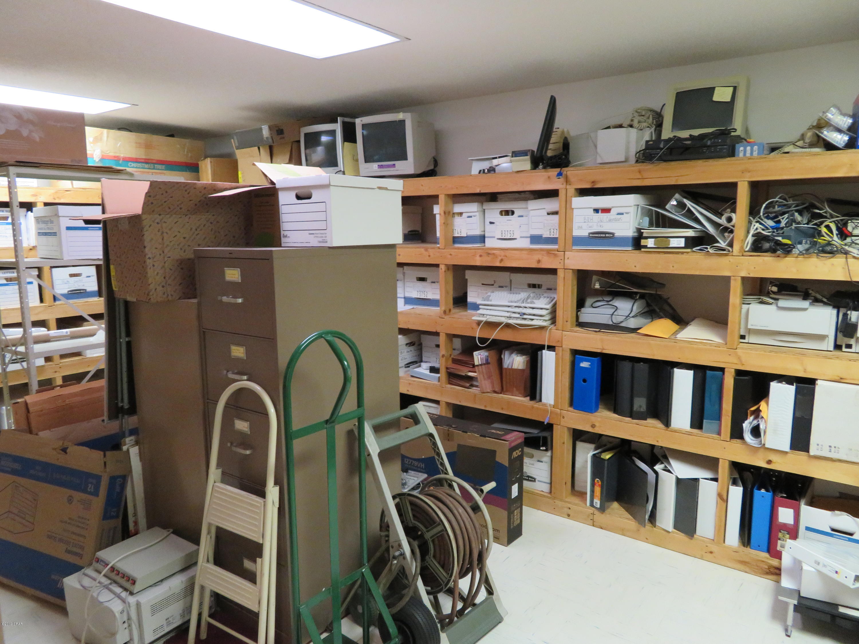 [No Recorded Subdiv] - Commercial Sale