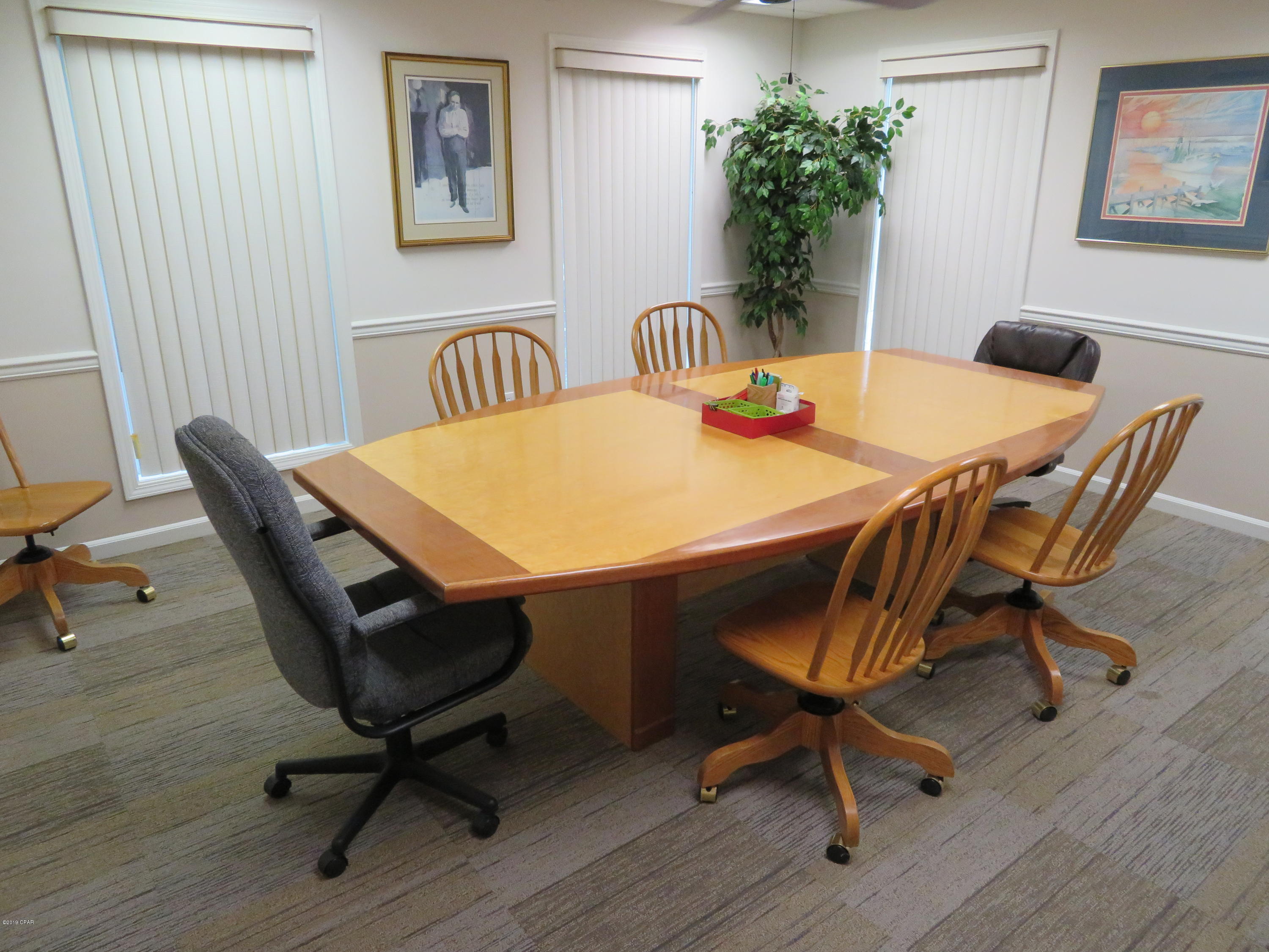 [No Recorded Subdiv] - Commercial Sale