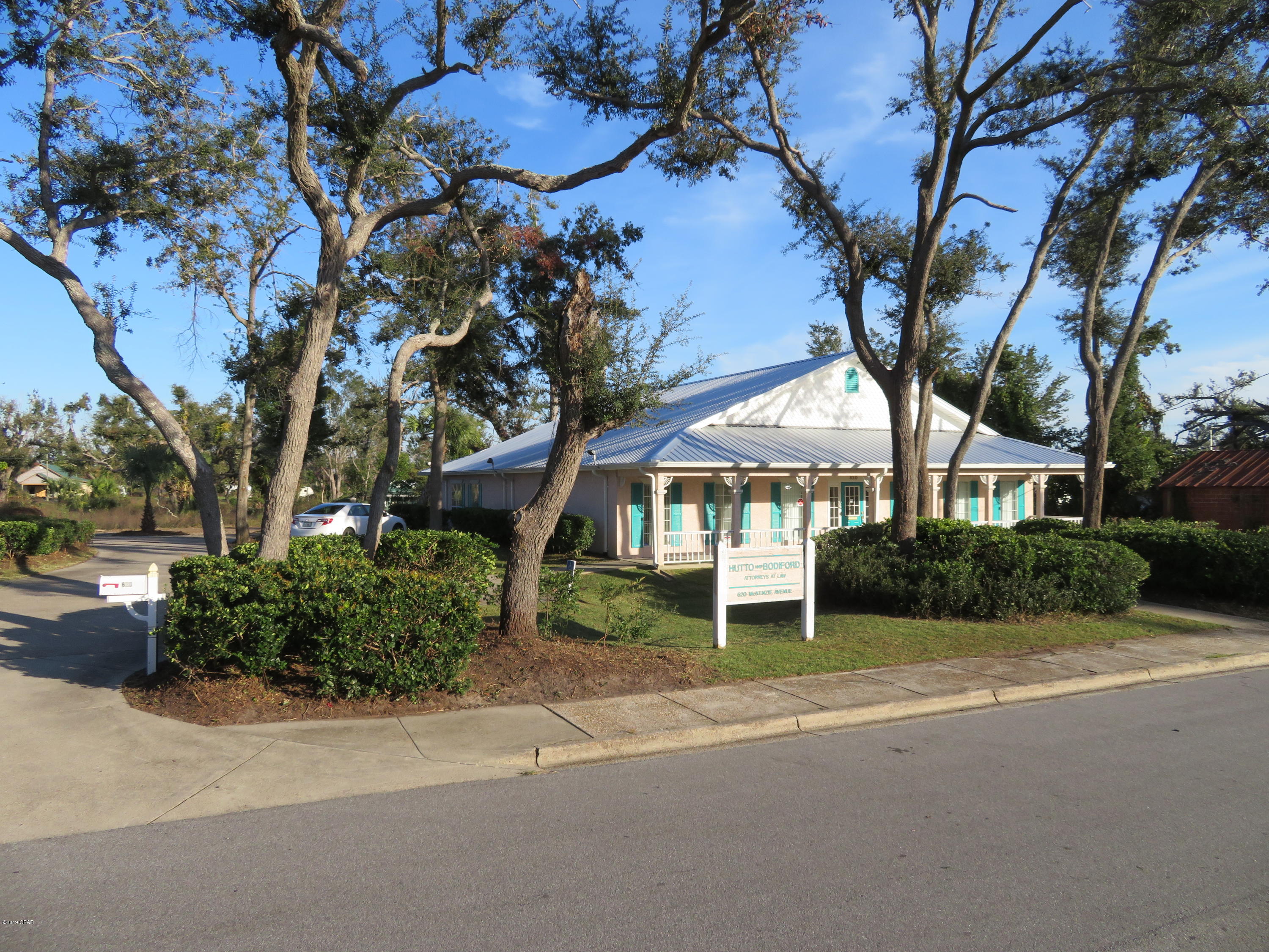 [No Recorded Subdiv] - Commercial Sale