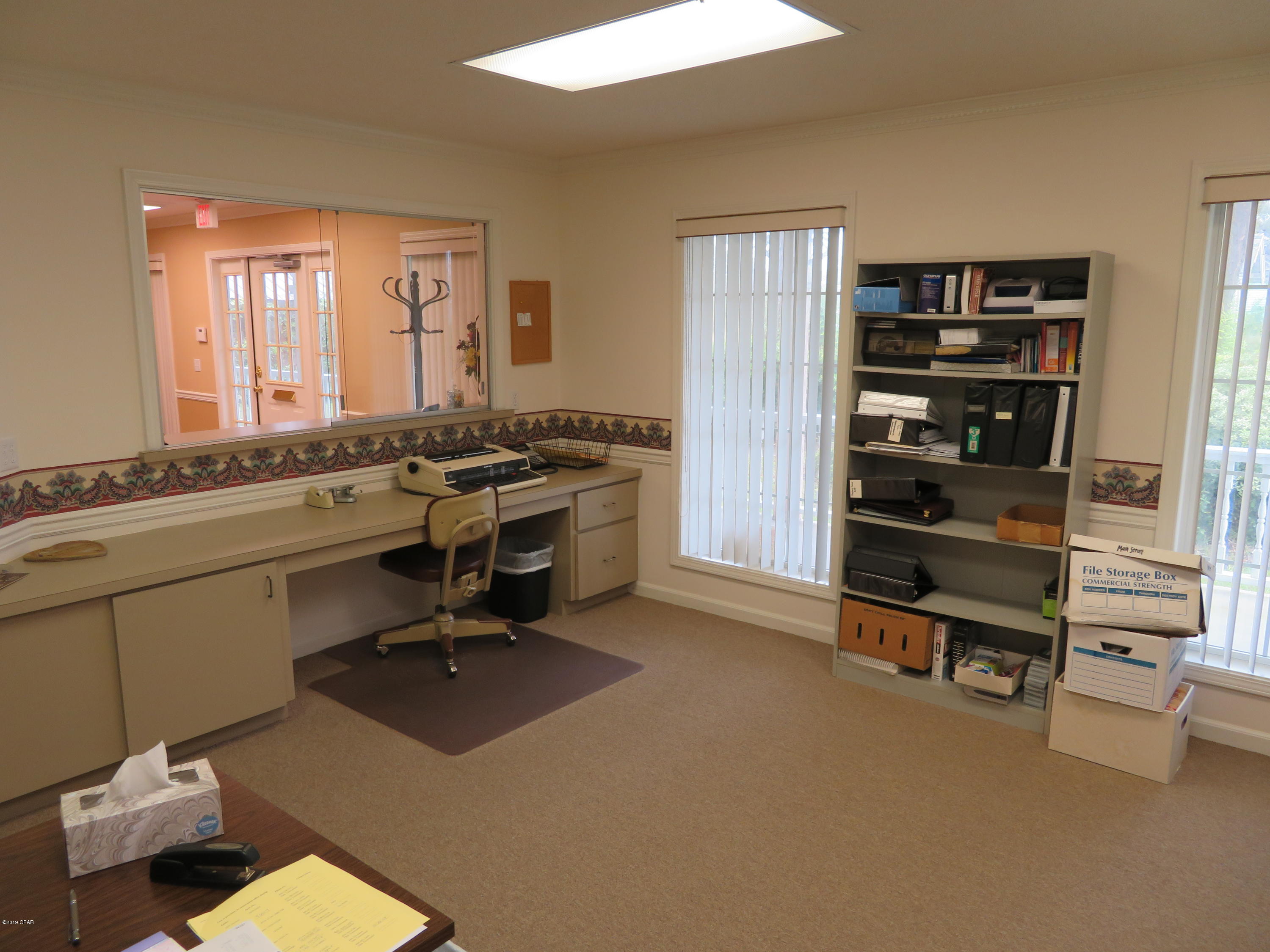 [No Recorded Subdiv] - Commercial Sale