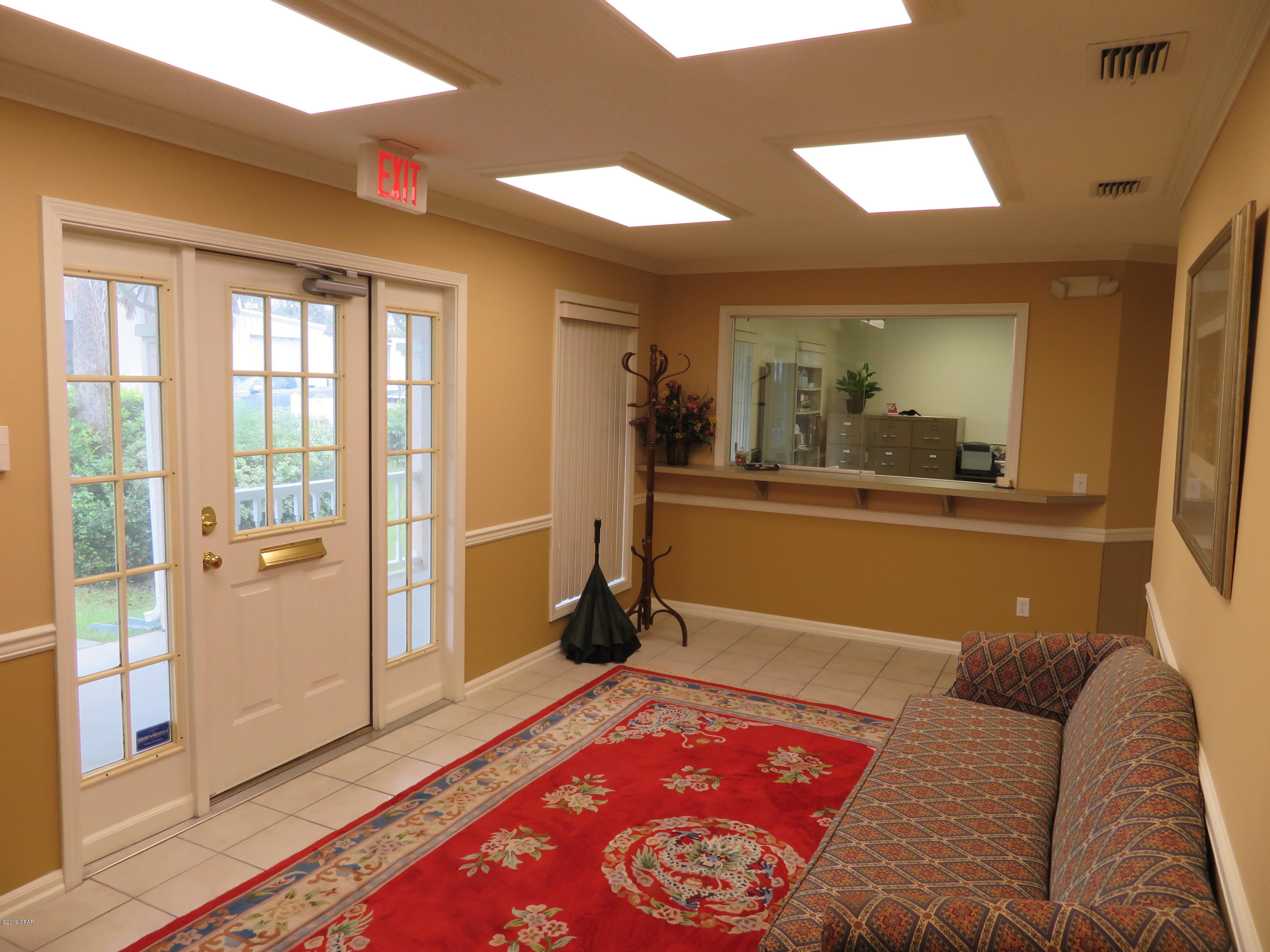 [No Recorded Subdiv] - Commercial Sale