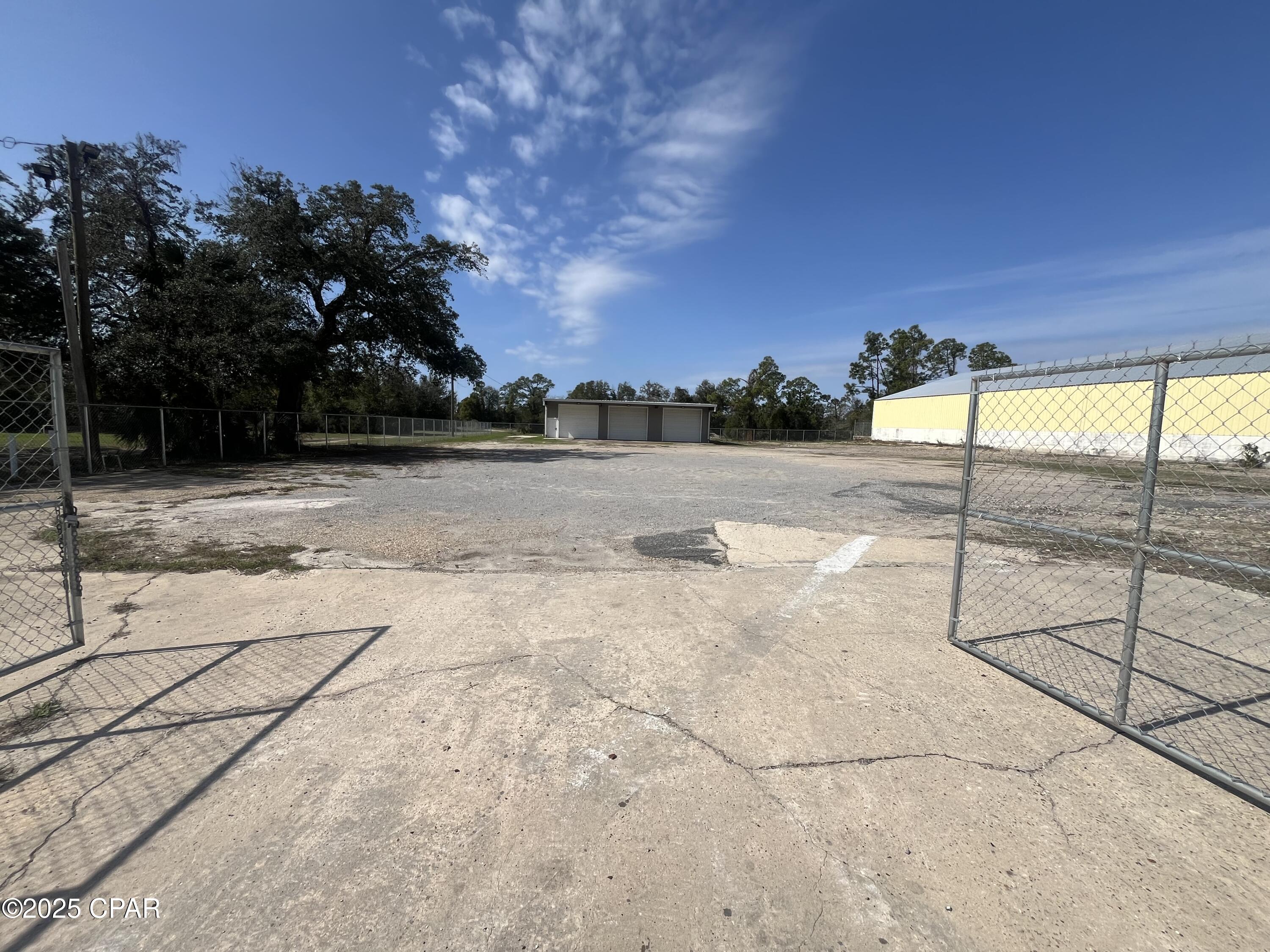 [No Recorded Subdiv] - Commercial Lease