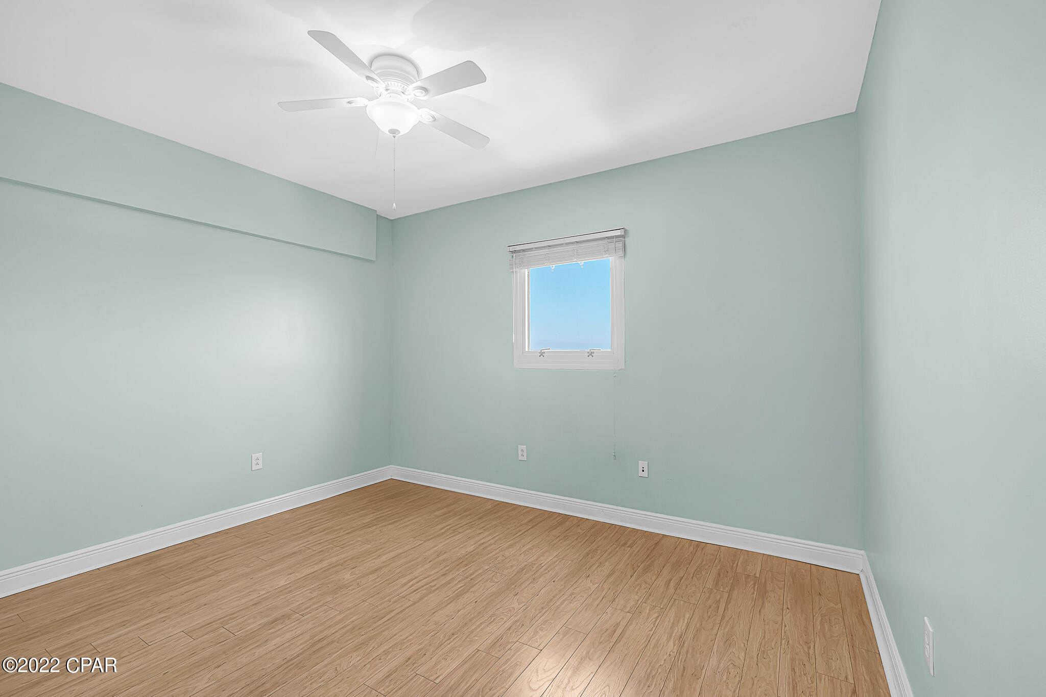 Sterling Breeze - Residential