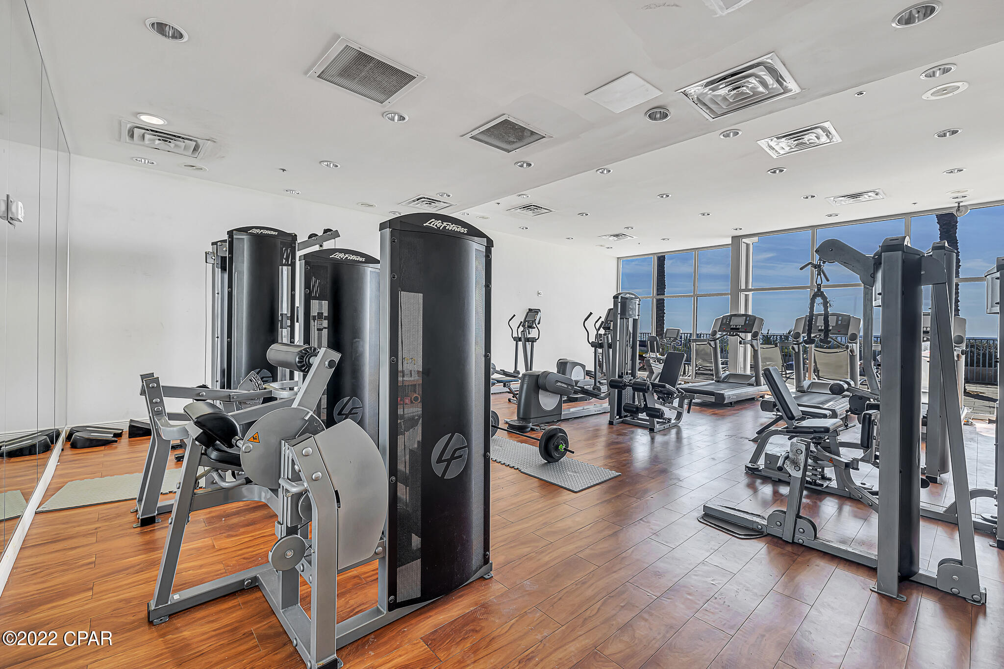 Sterling Breeze - Residential