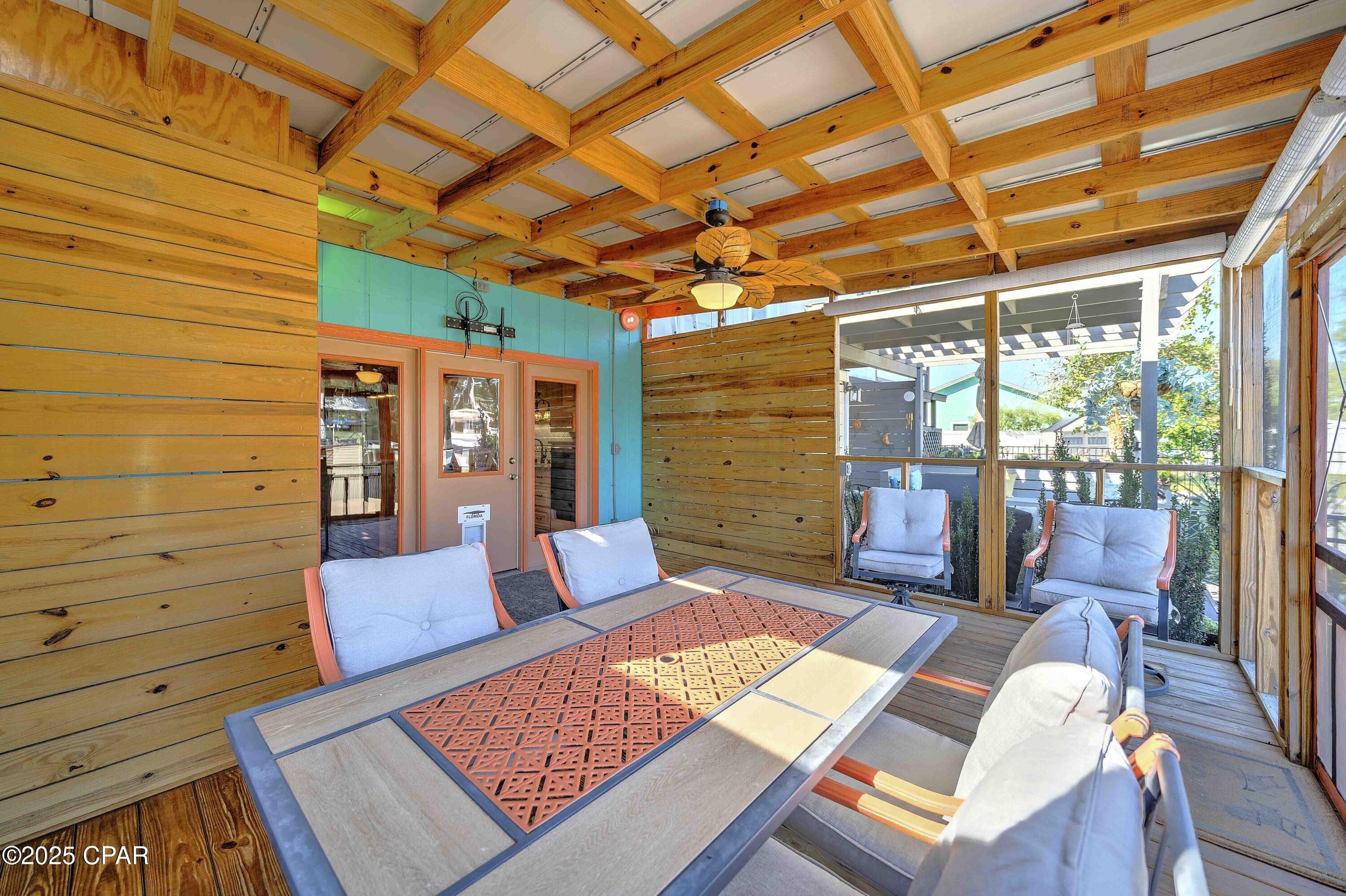 Harbour Towne - Residential