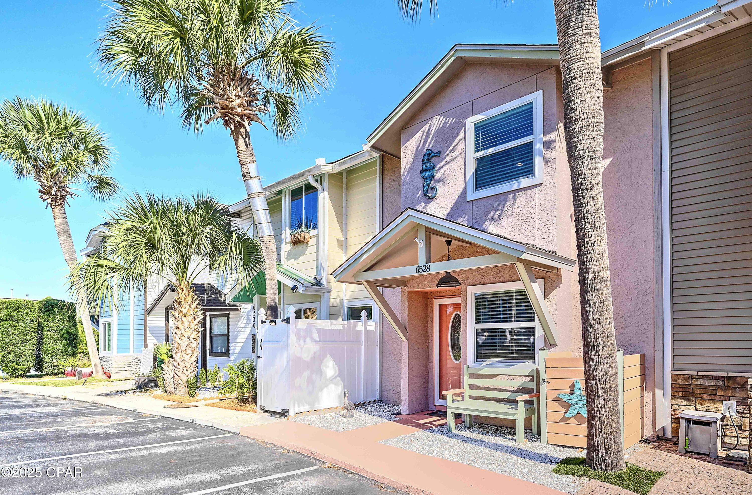 Harbour Towne - Residential