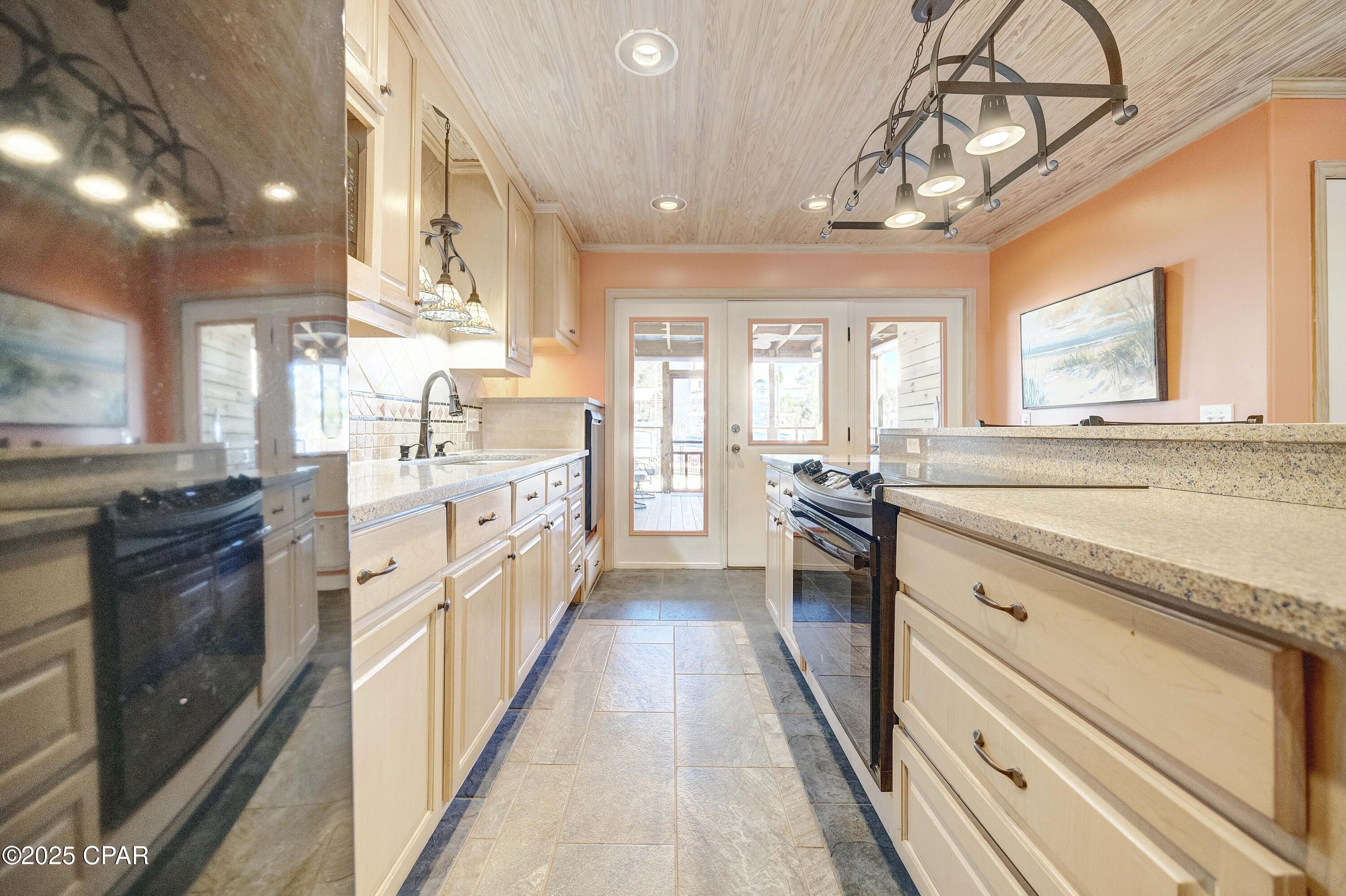 Harbour Towne - Residential