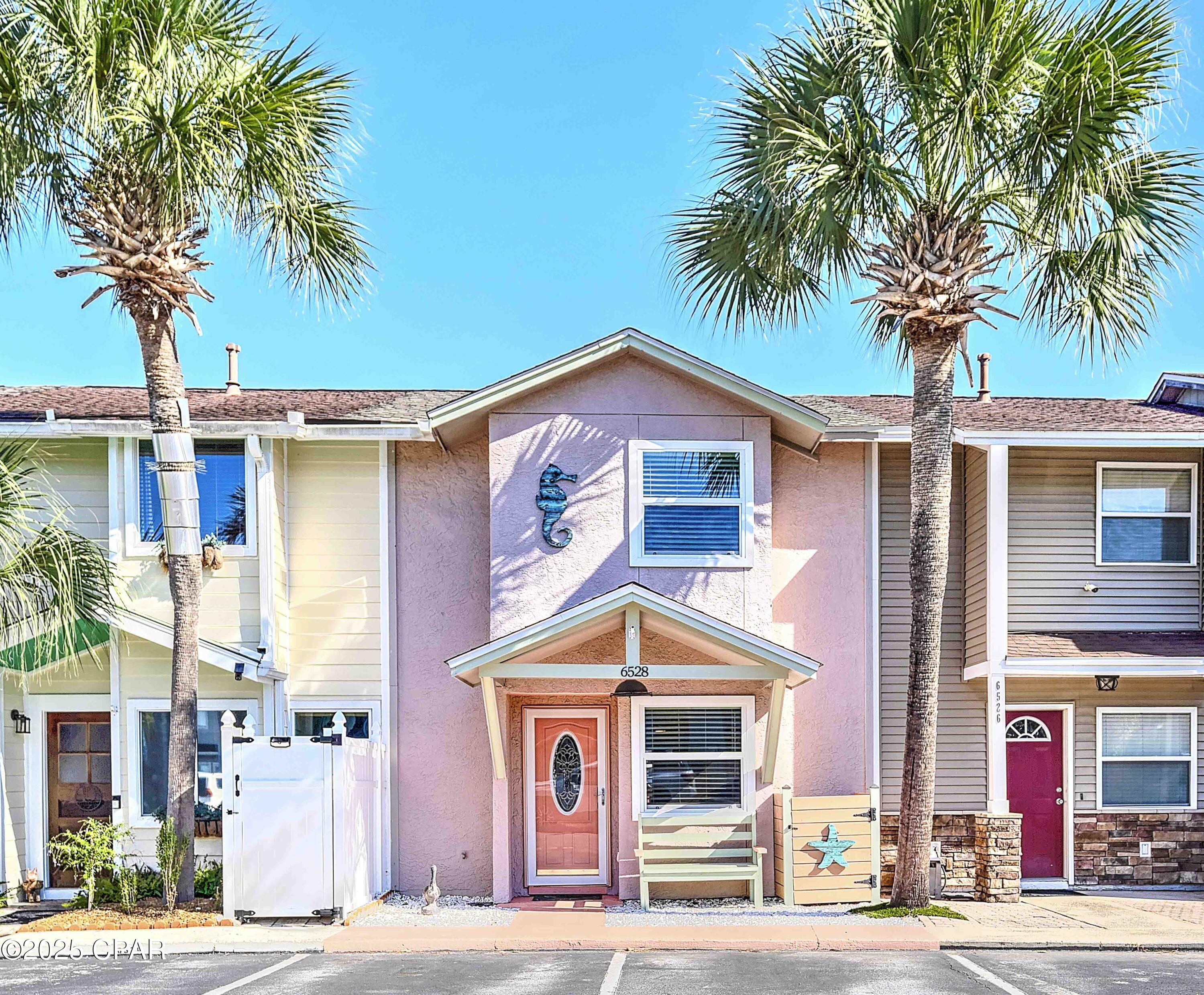 Harbour Towne - Residential