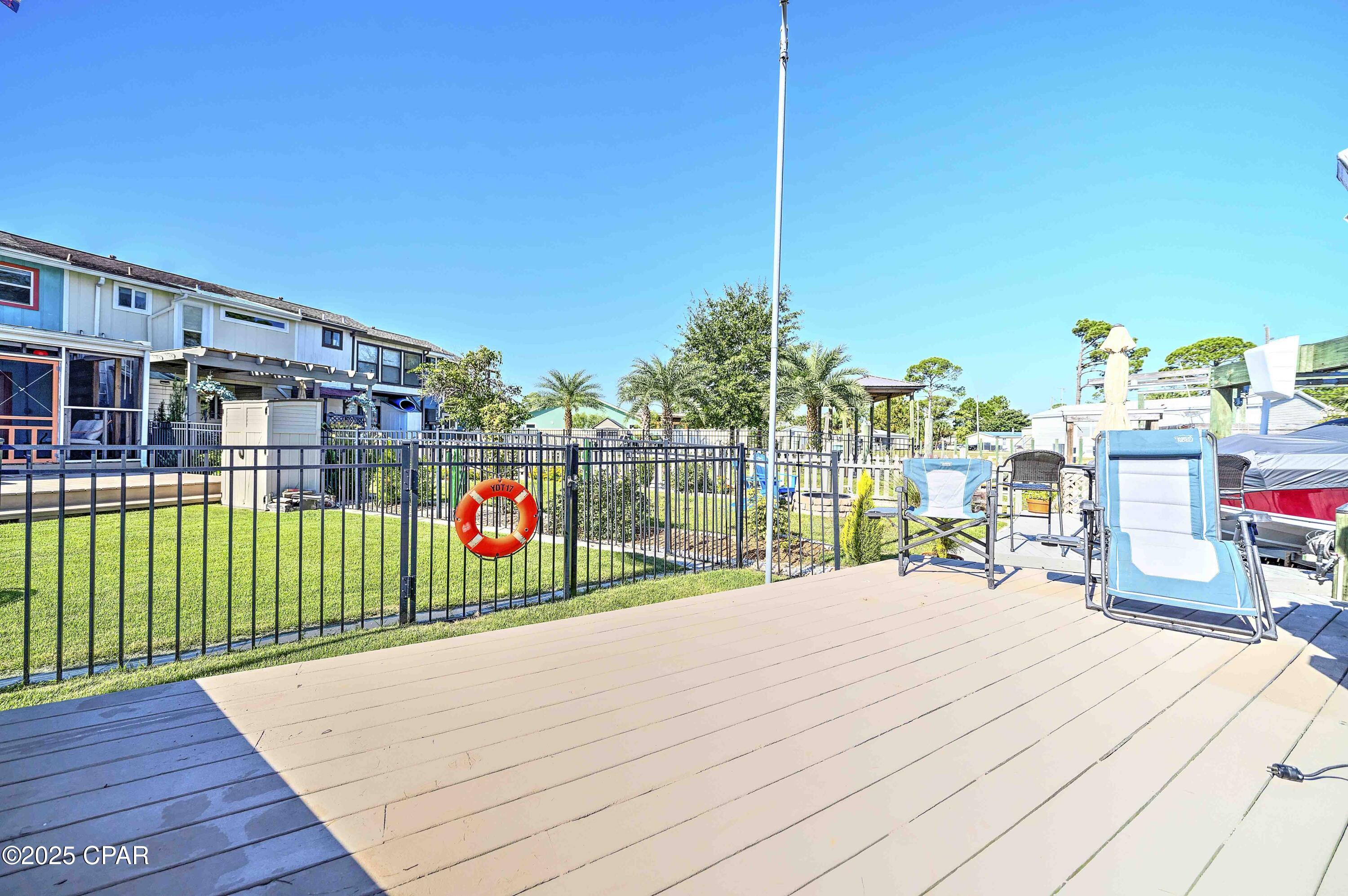 Harbour Towne - Residential