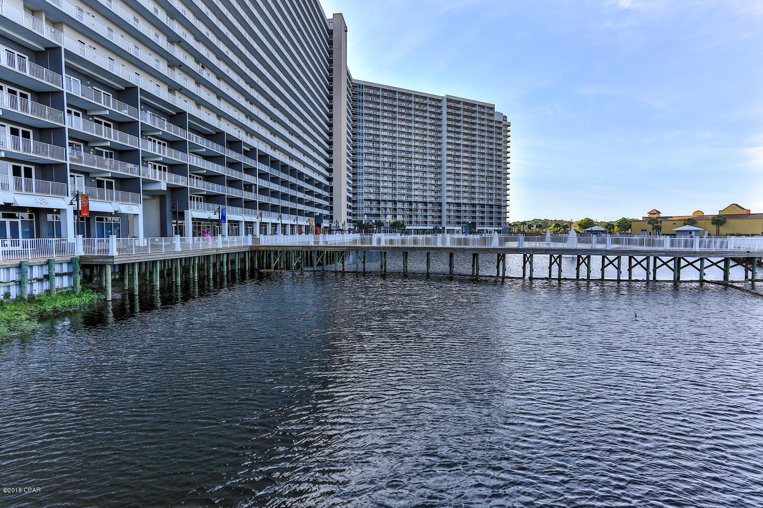 Laketown Wharf - Residential