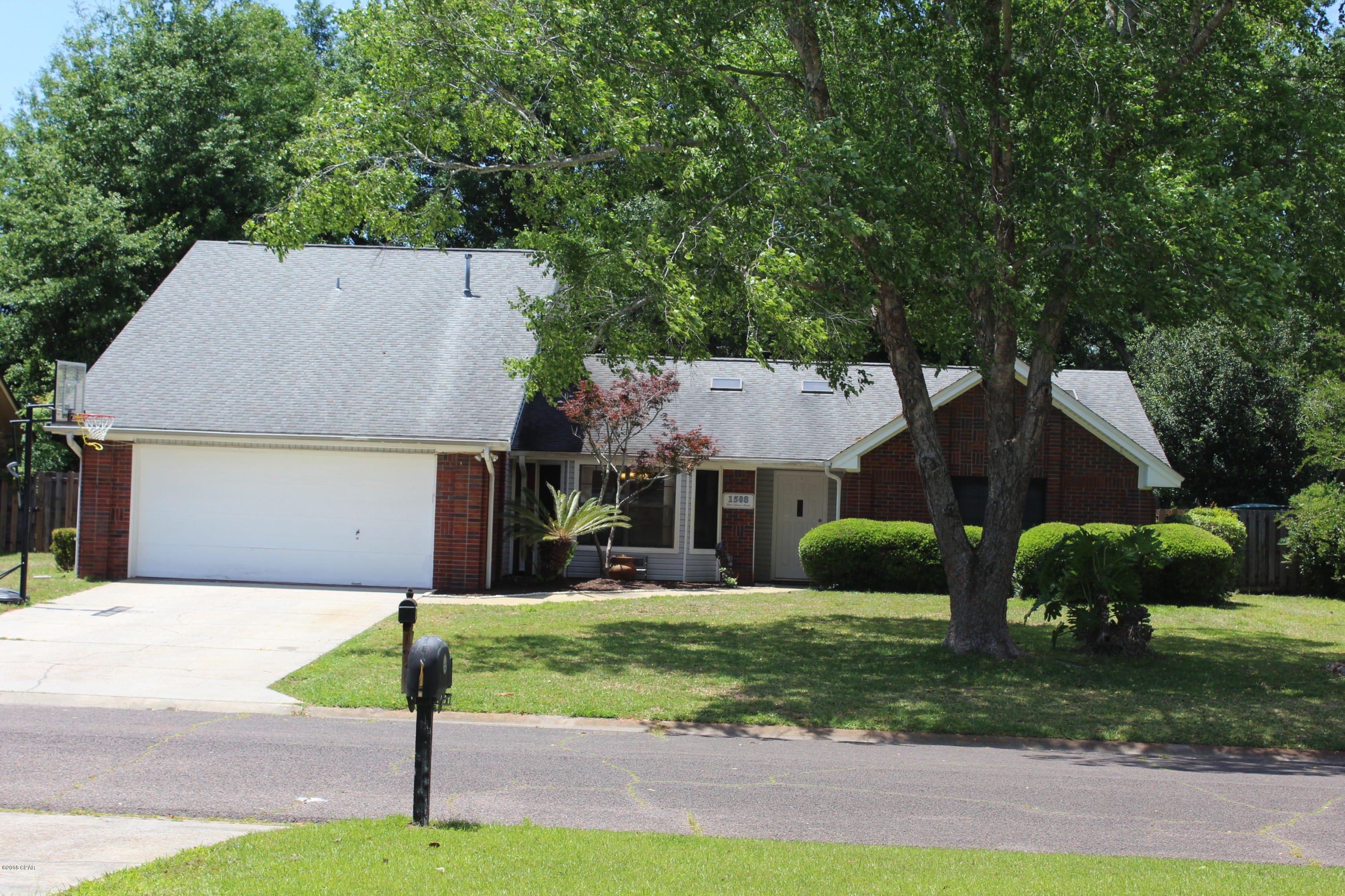 Derby Woods - Residential