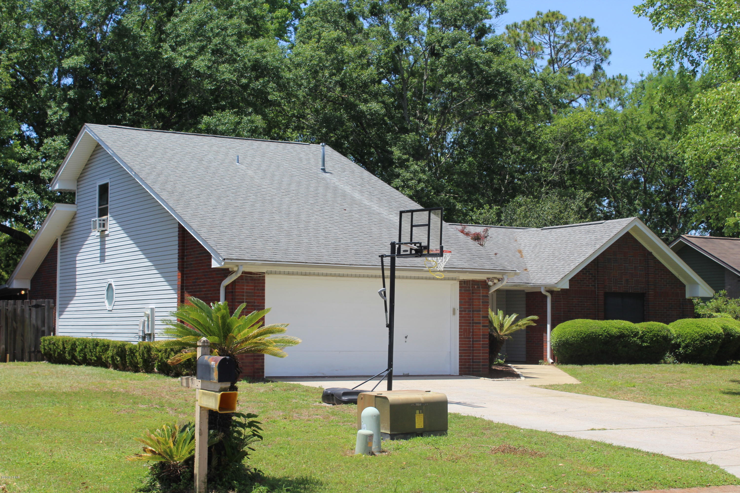 Derby Woods - Residential