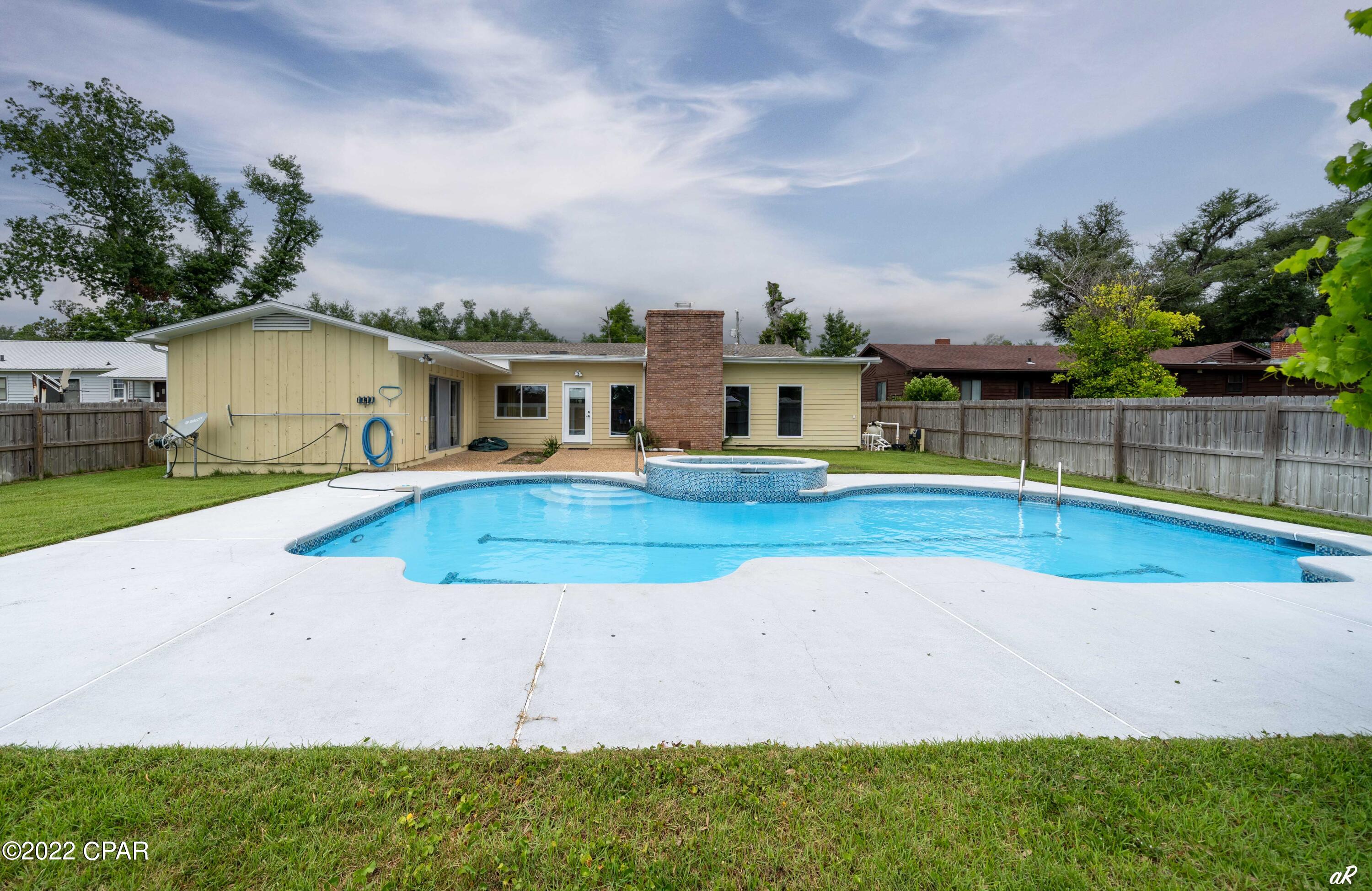 Cove Terrace 2nd Add - Residential