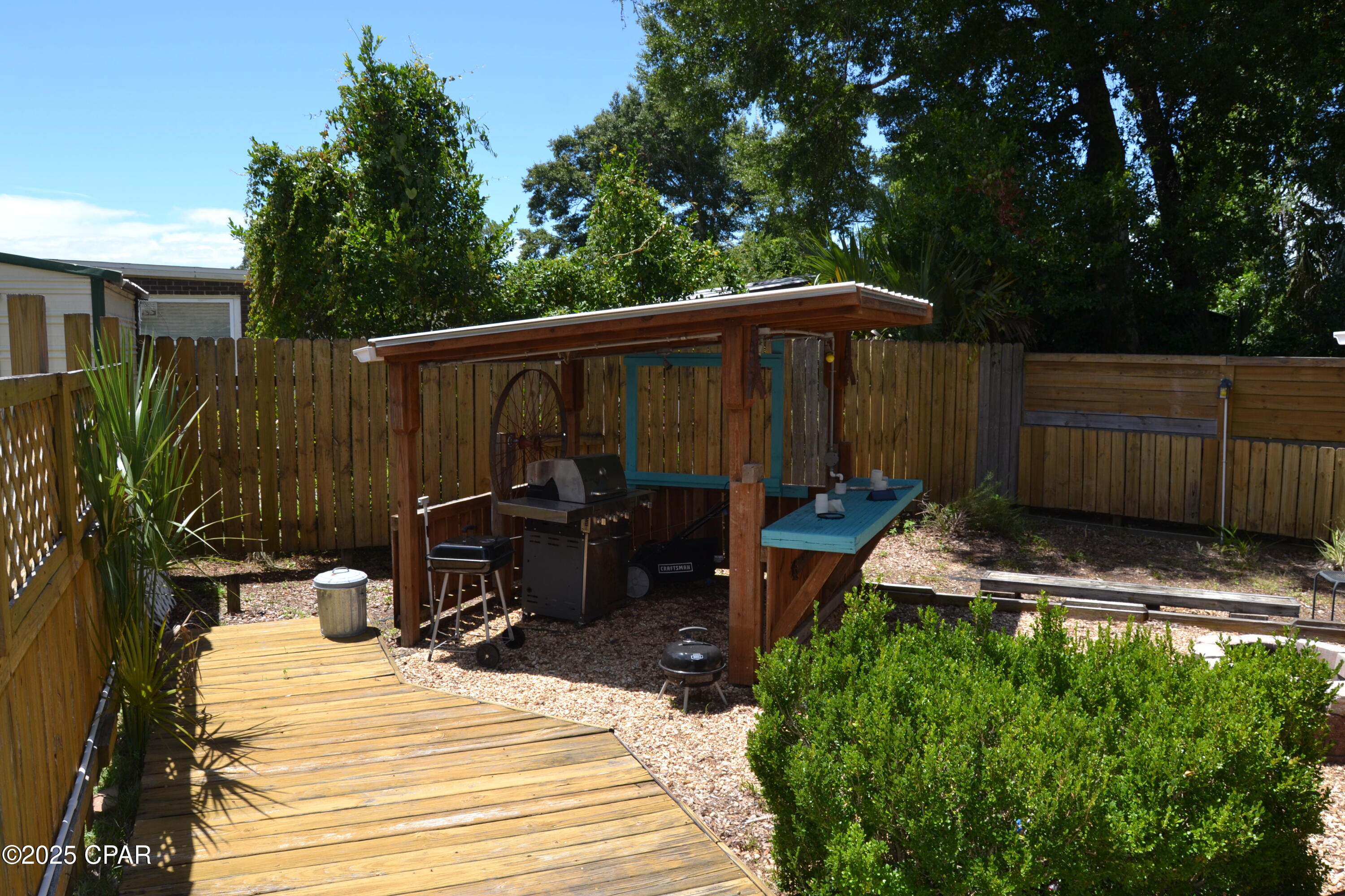 Sunnyland Heights - Residential