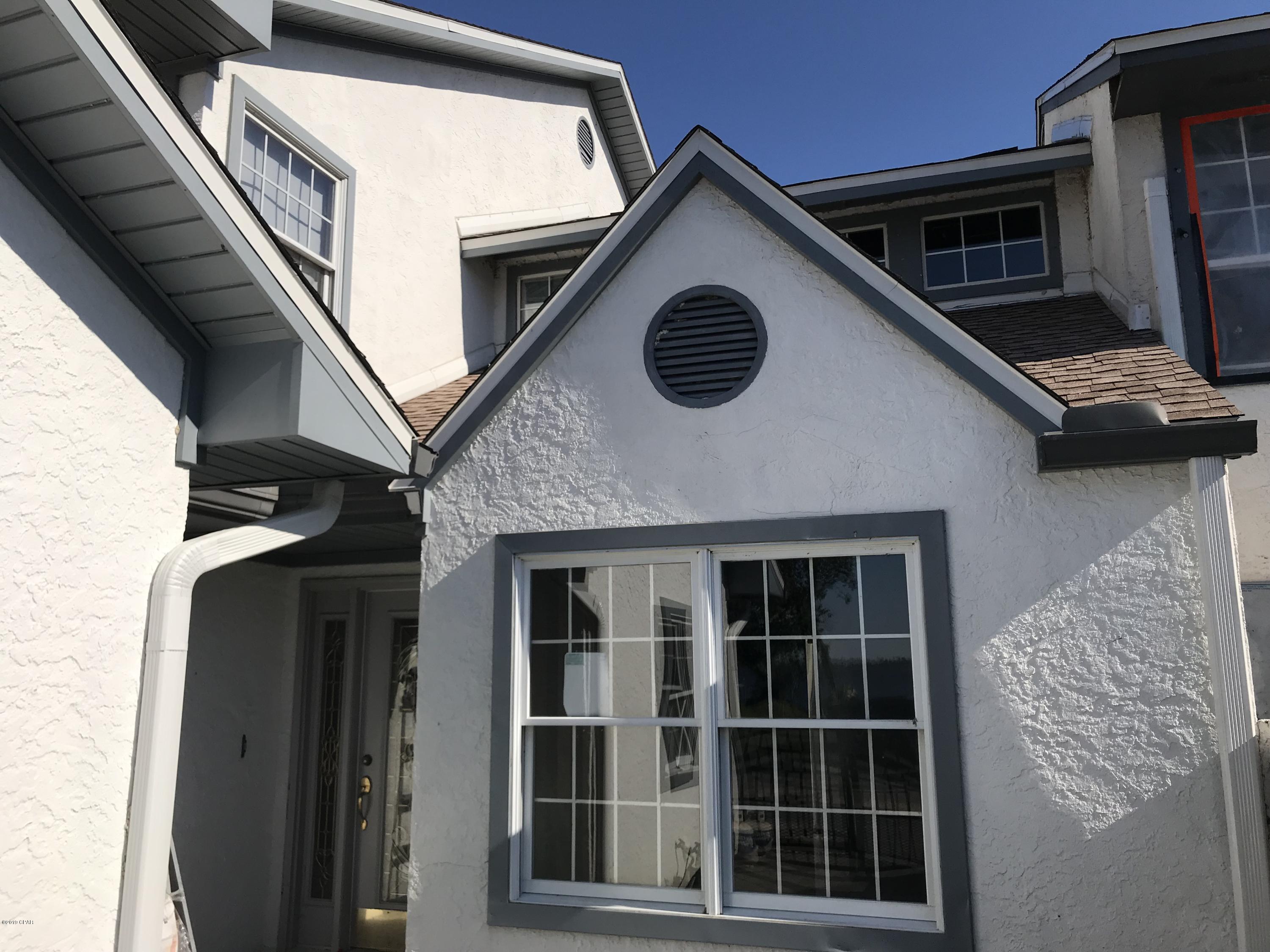 Tropical Bay - Residential