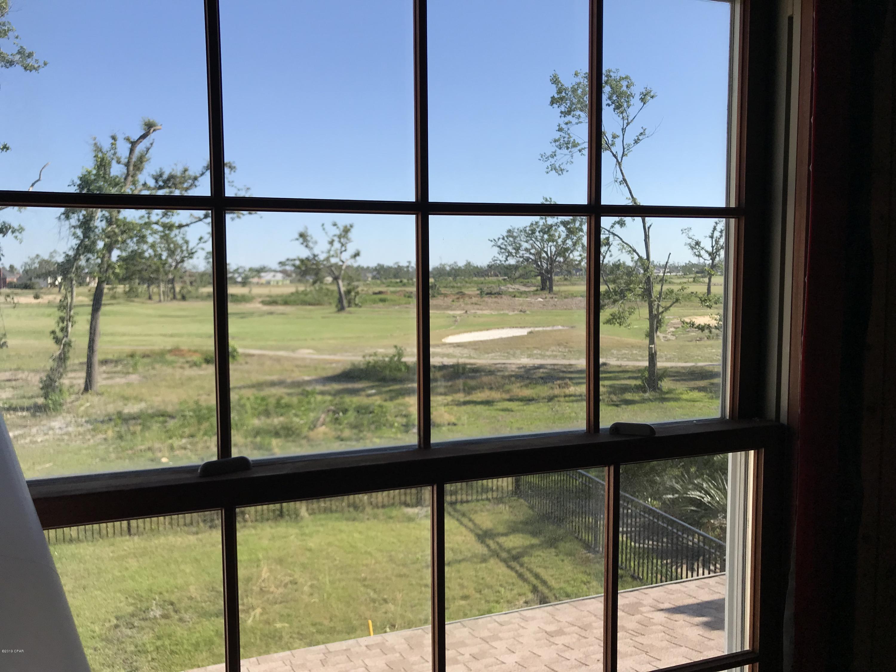 Tropical Bay - Residential