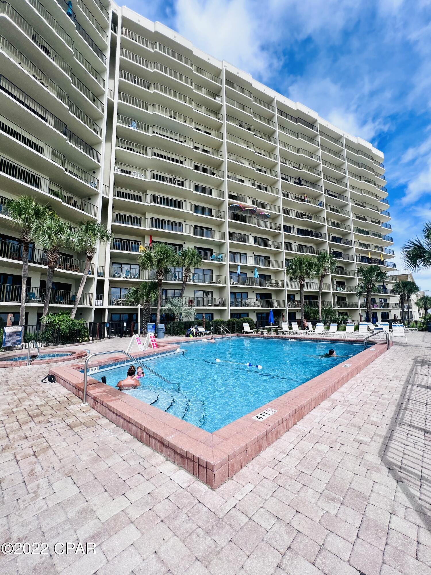 The Commodore - Residential