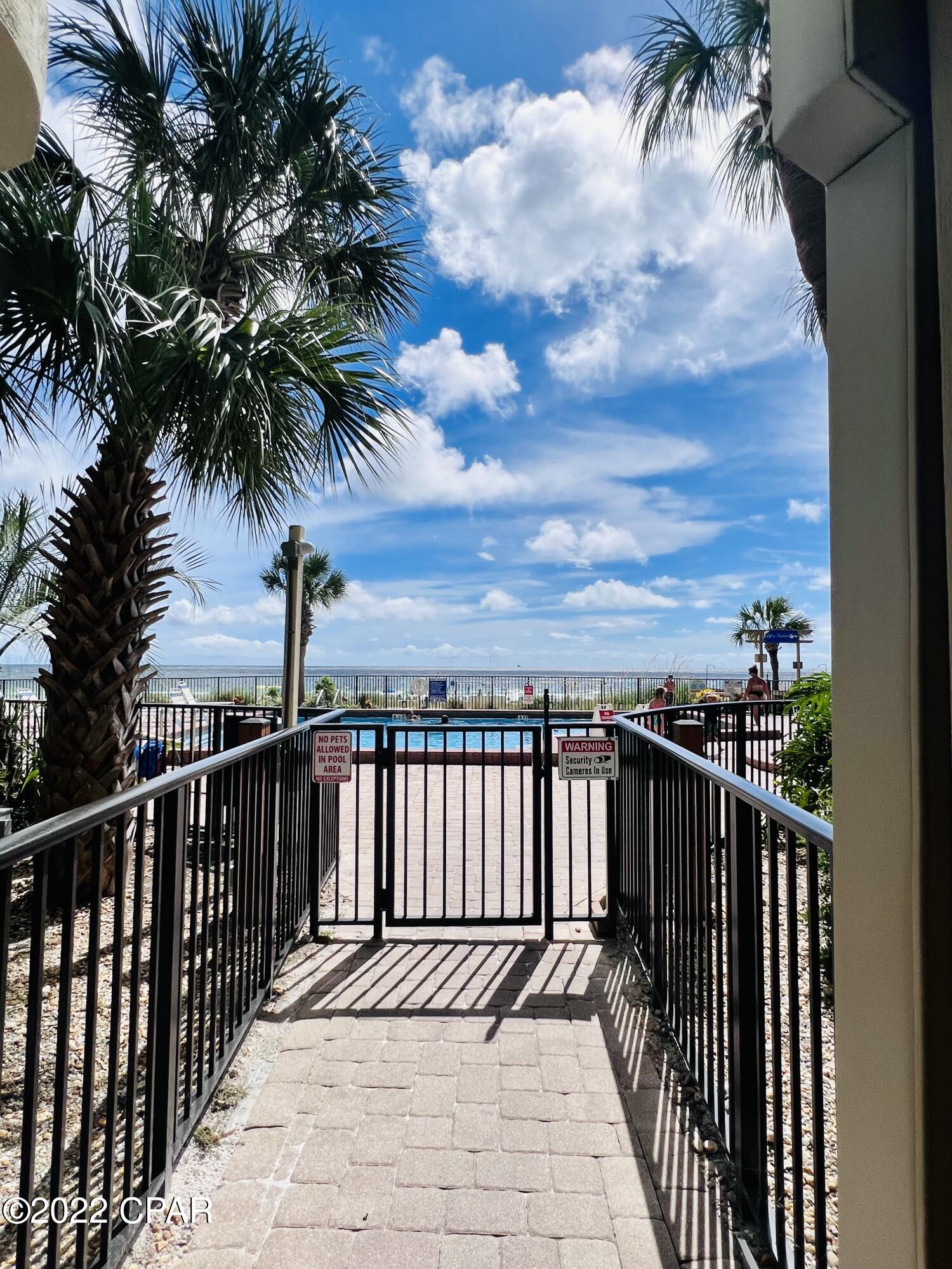 The Commodore - Residential