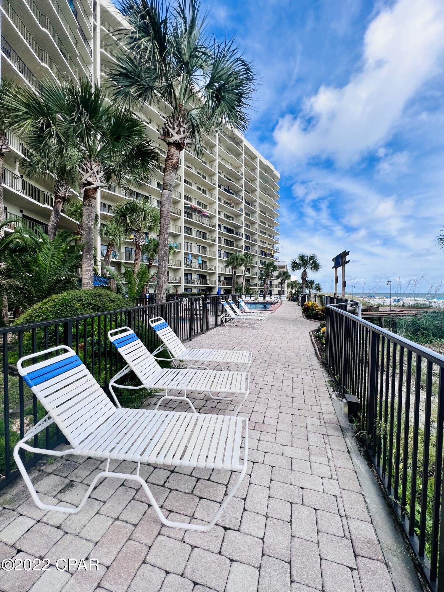 The Commodore - Residential