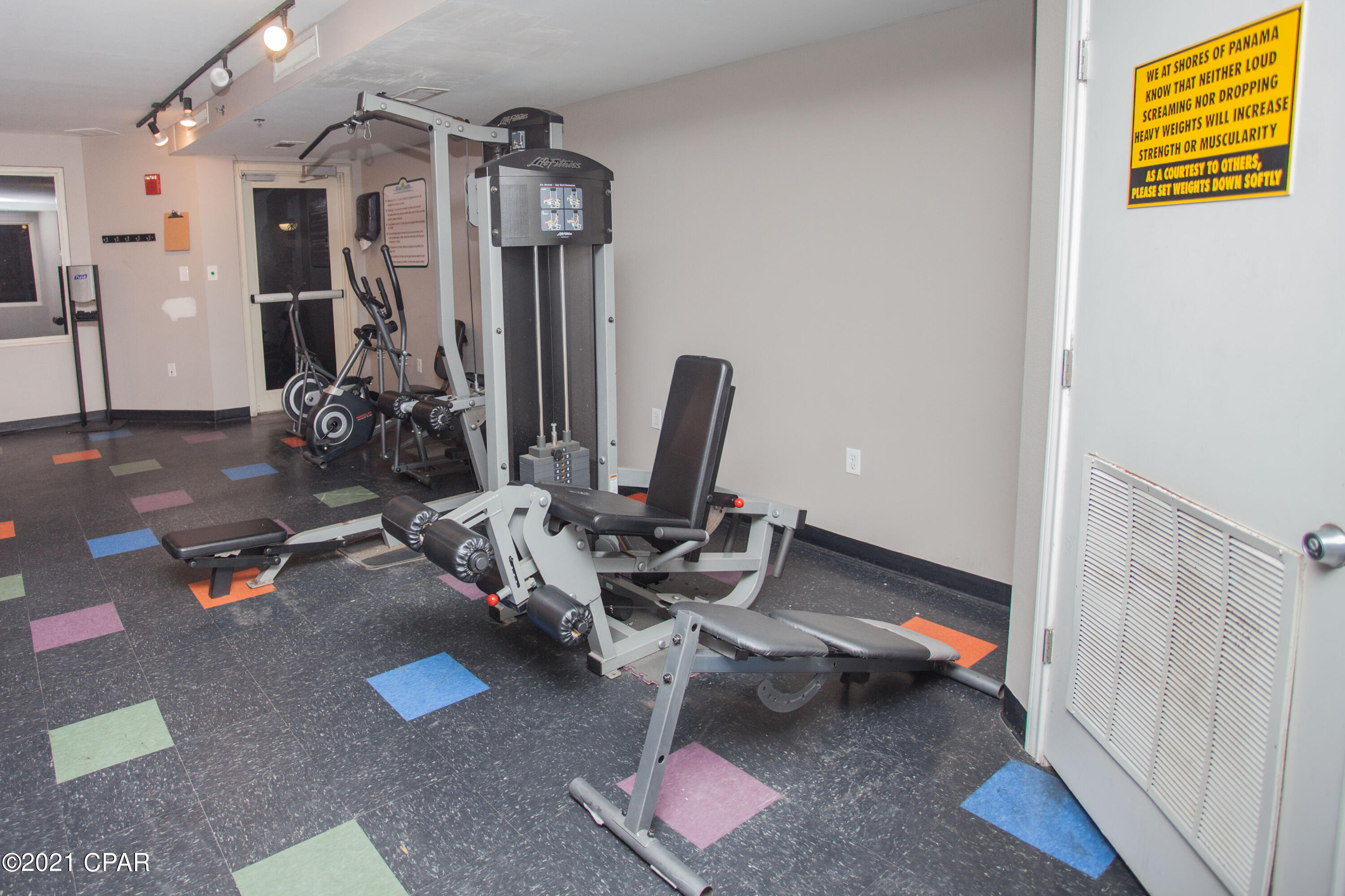 Shores Of Panama - Residential