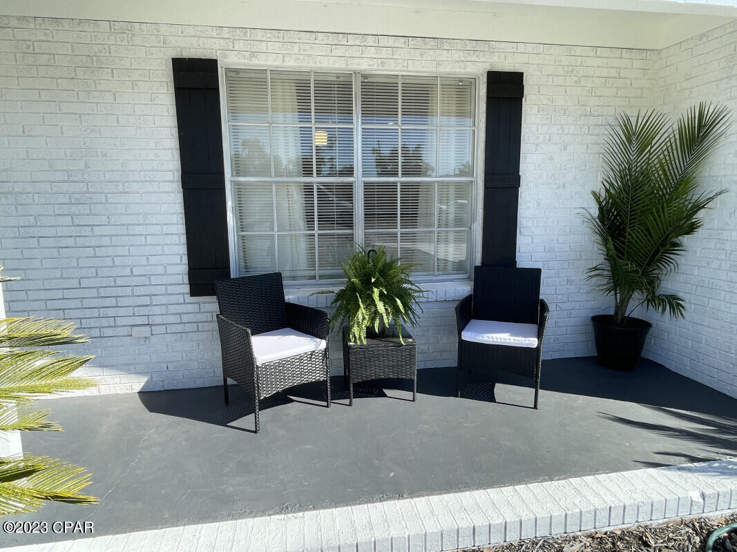 Imperial Oaks - Residential