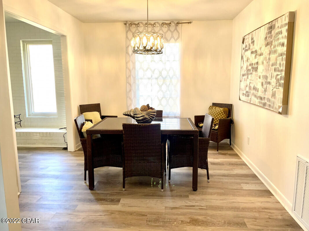 Imperial Oaks - Residential