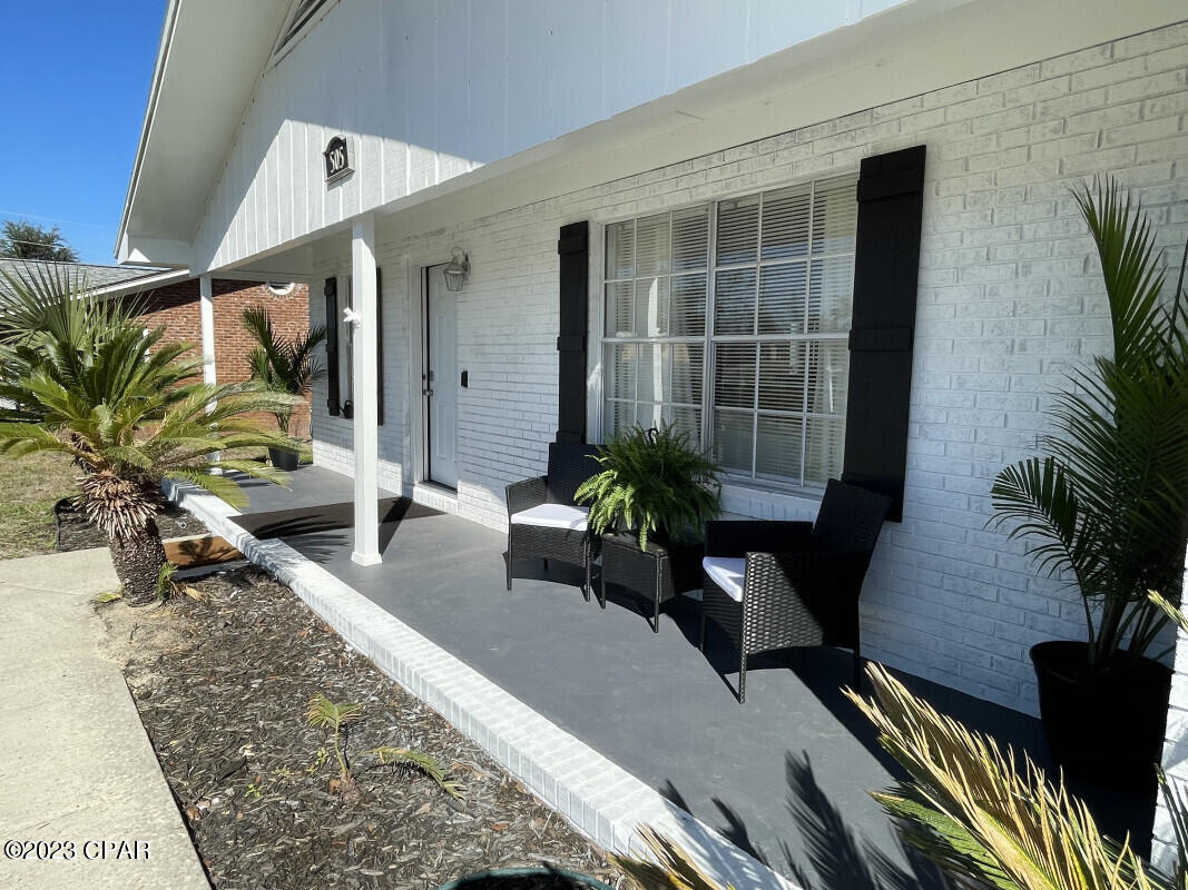 Imperial Oaks - Residential