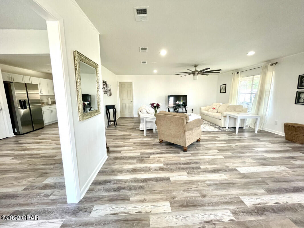 Imperial Oaks - Residential