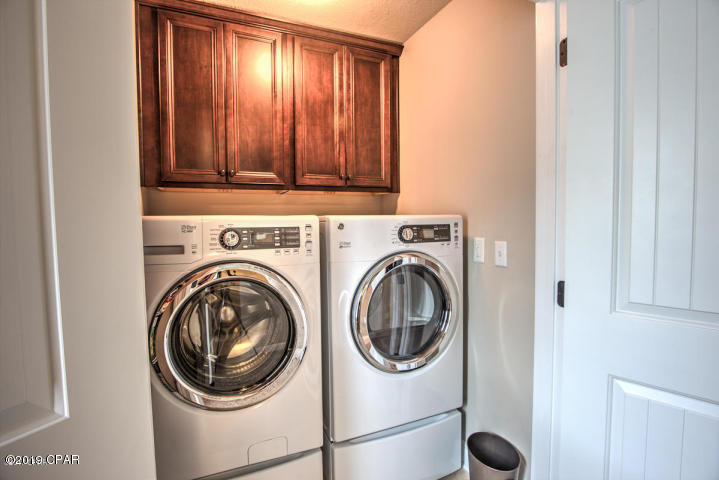 Magnolia Bay Club - Residential