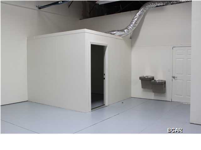 Beach Commerce Park - Commercial Sale