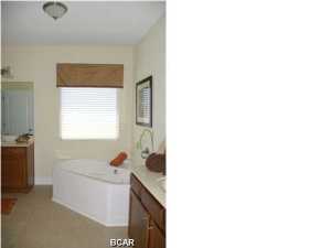 Lake Merial - Residential