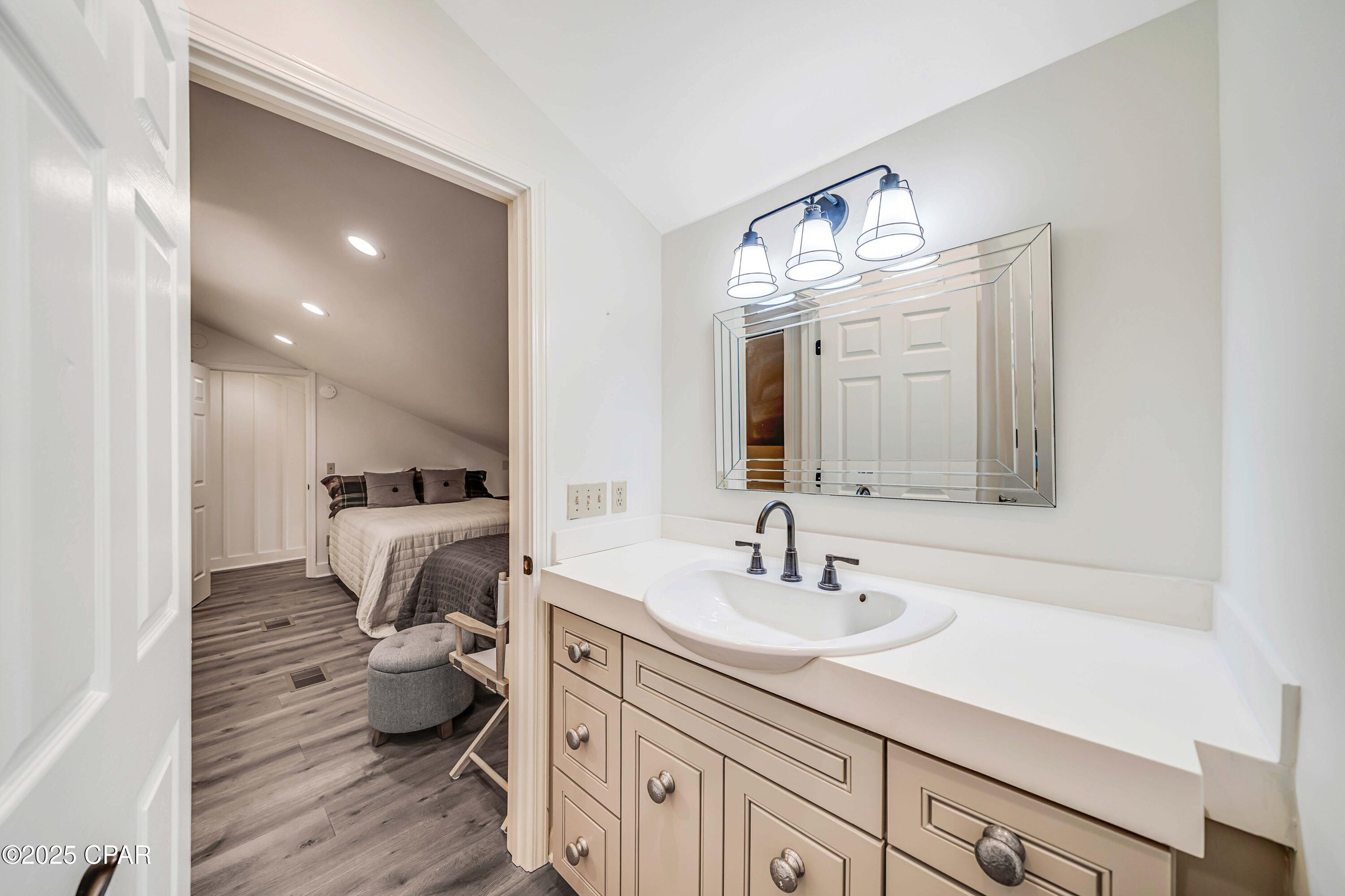 Bay Point Harbour Villas - Residential