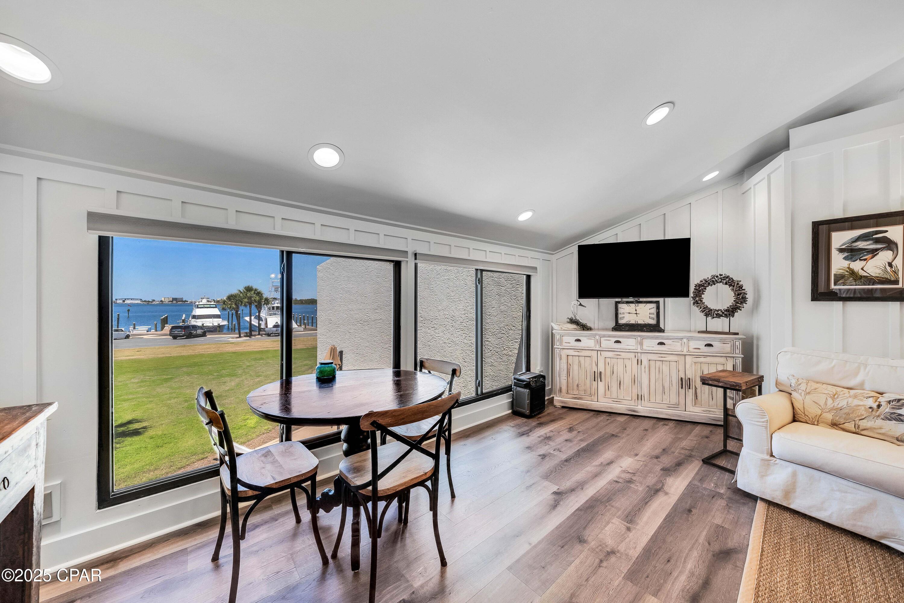 Bay Point Harbour Villas - Residential