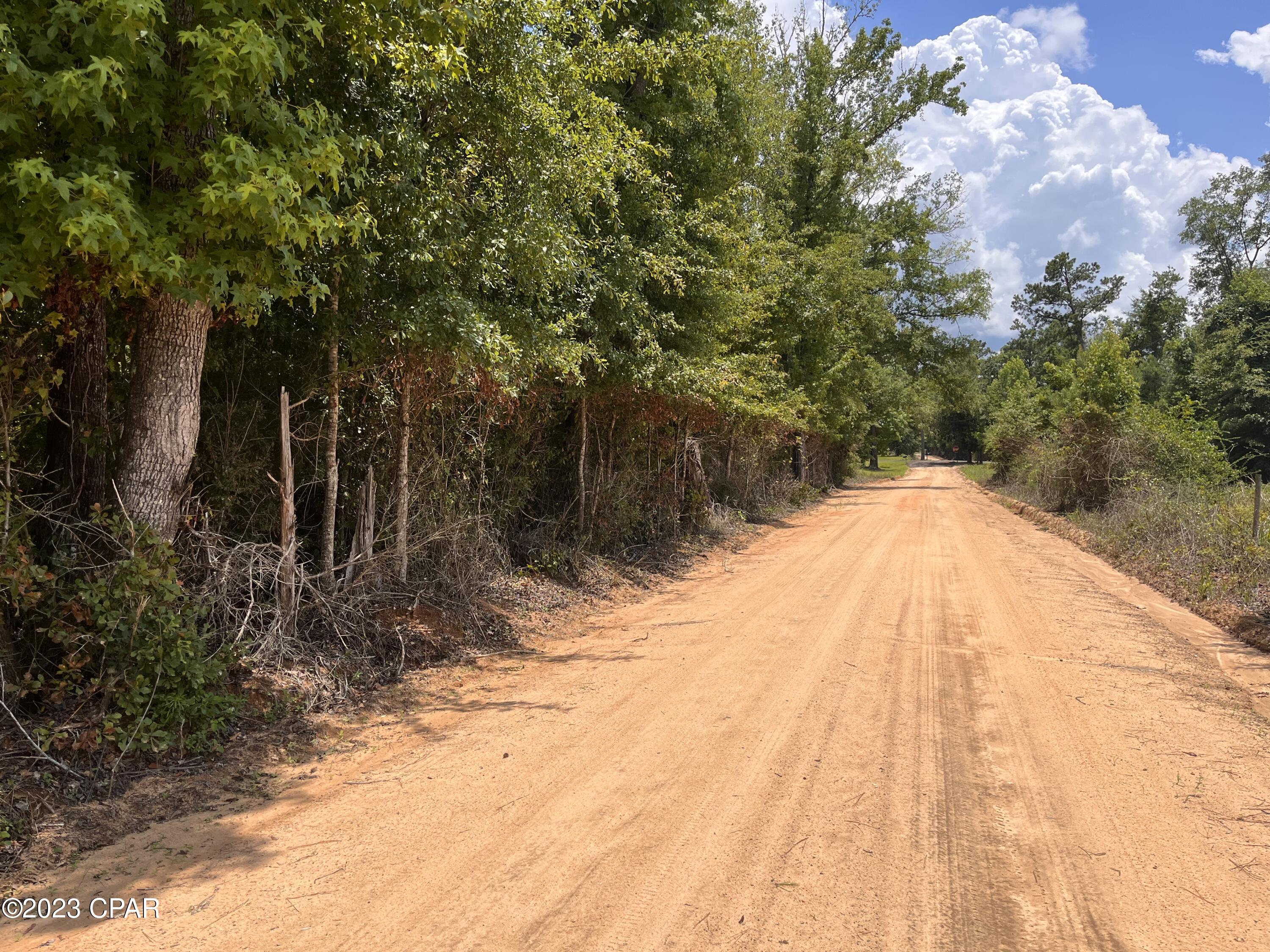 [No Recorded Subdiv] - Land