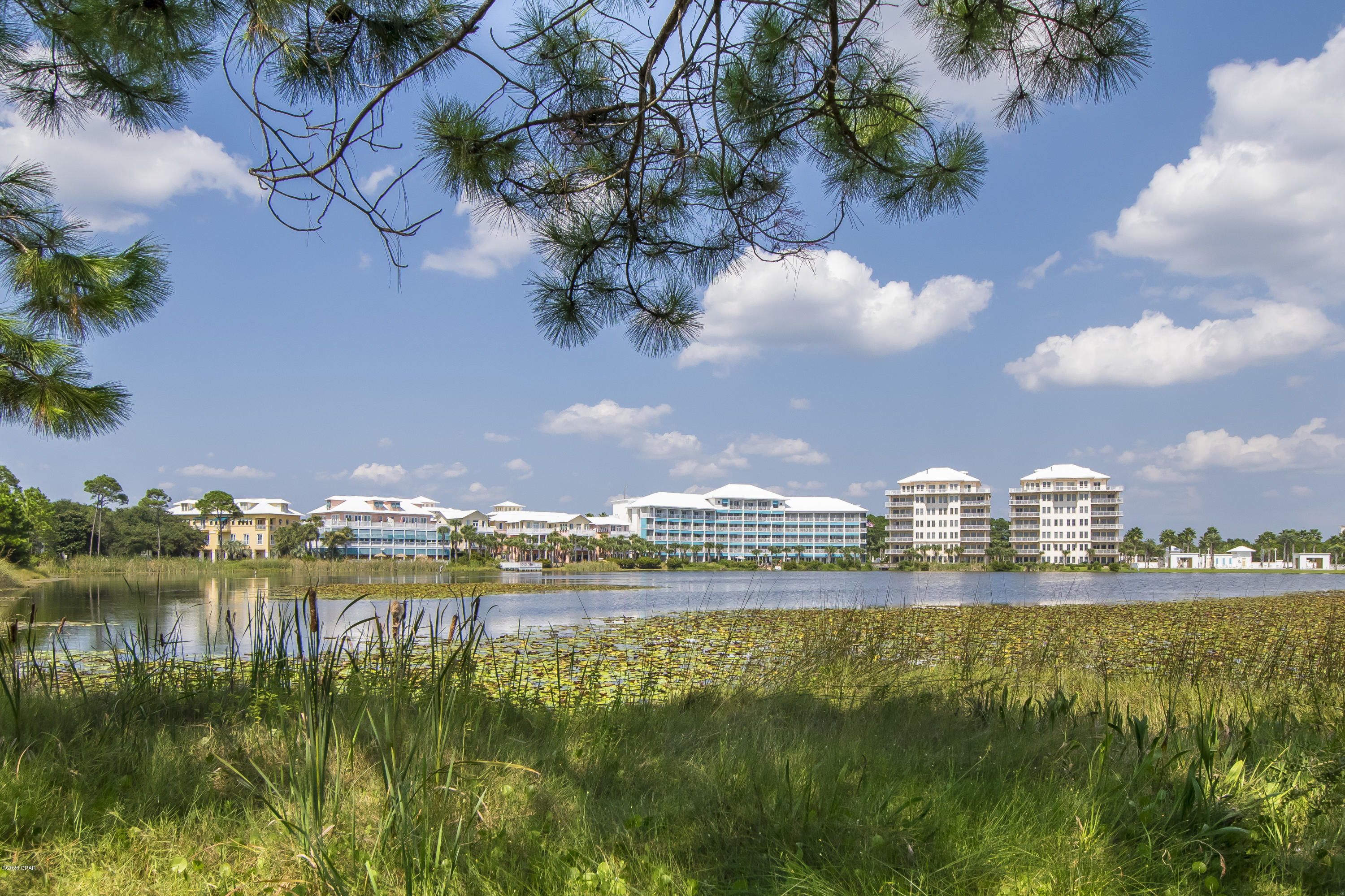 Carillon Beach Inn - Residential