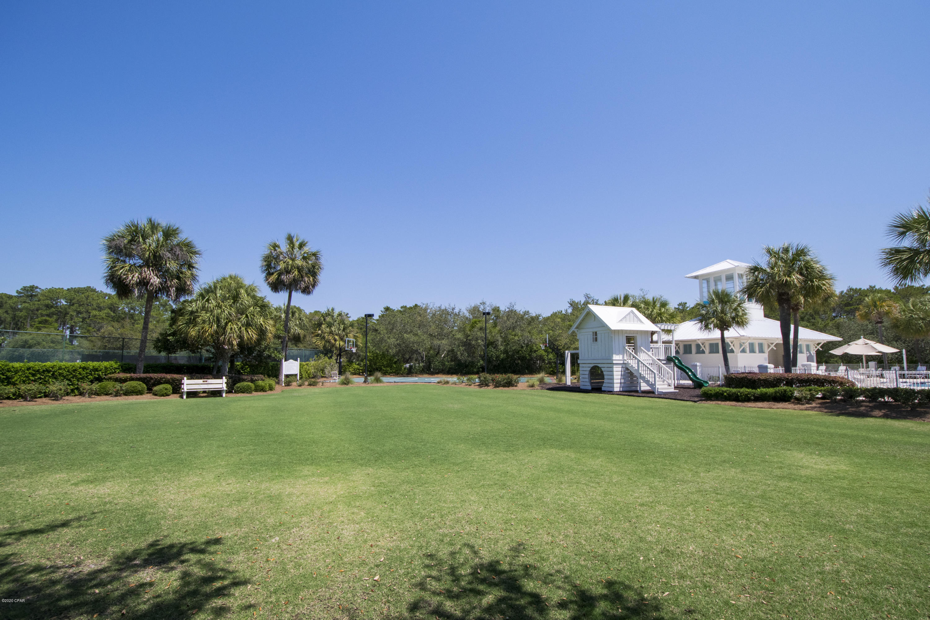Carillon Beach Inn - Residential