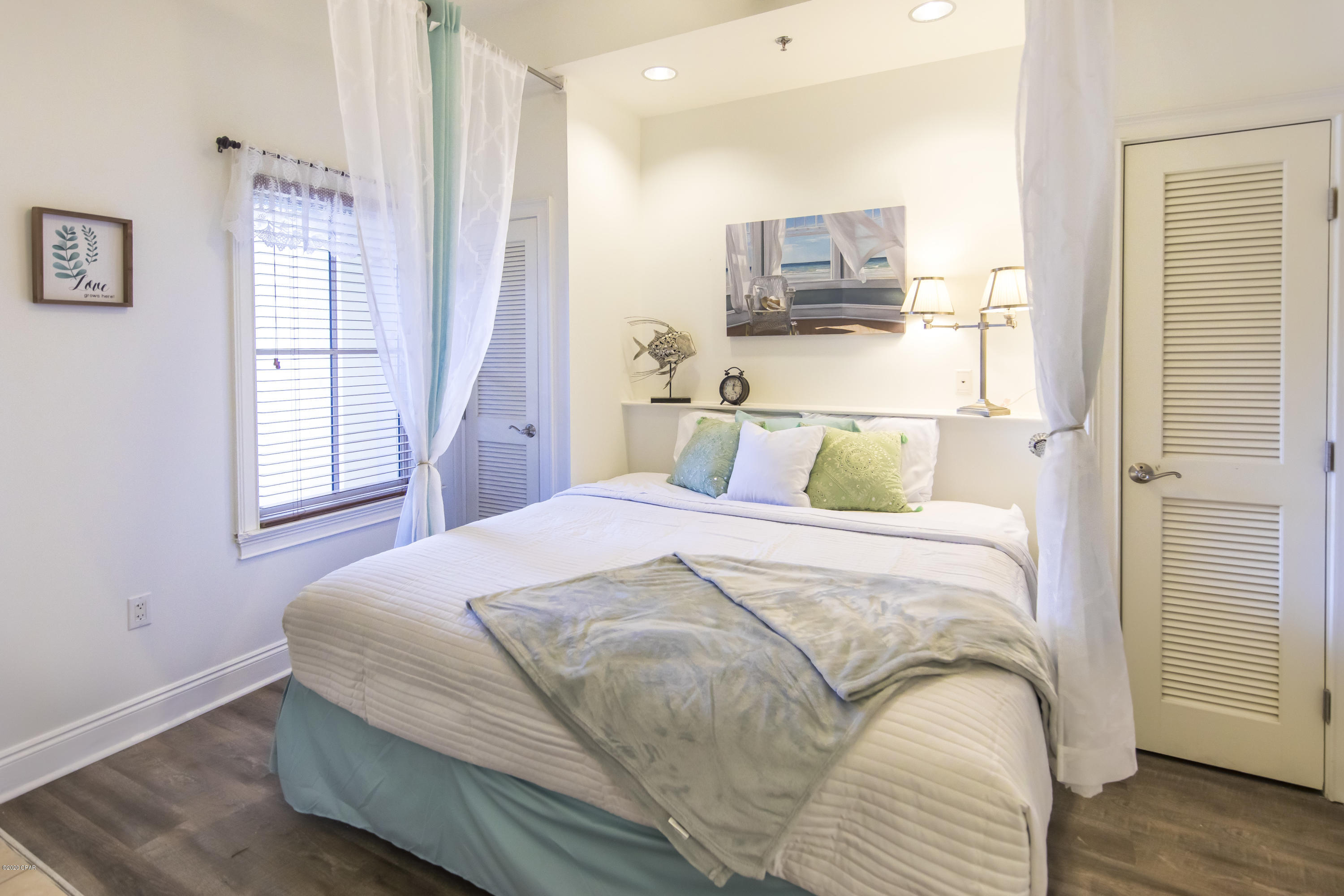 Carillon Beach Inn - Residential