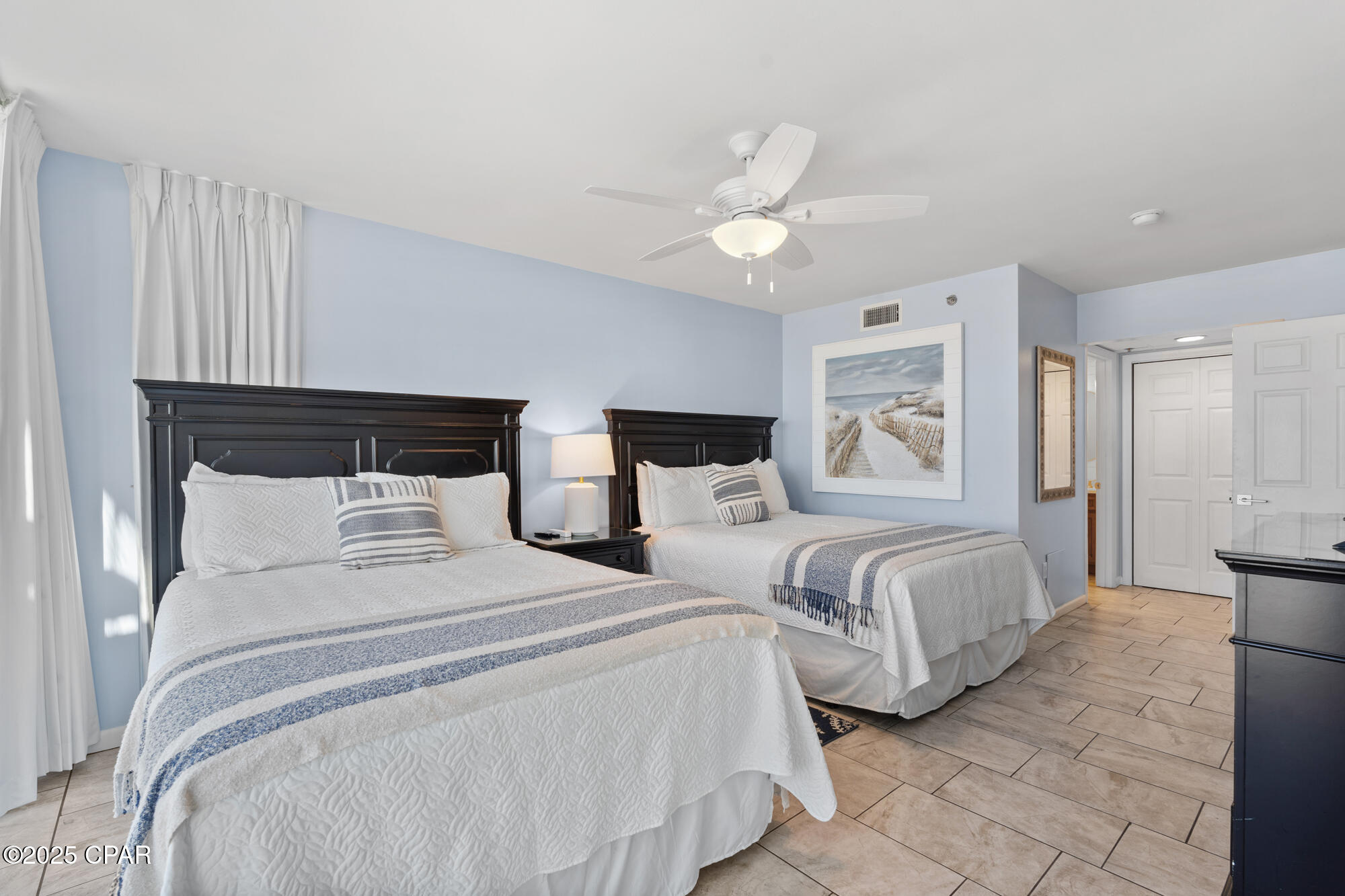 Long Beach Towers I - Residential