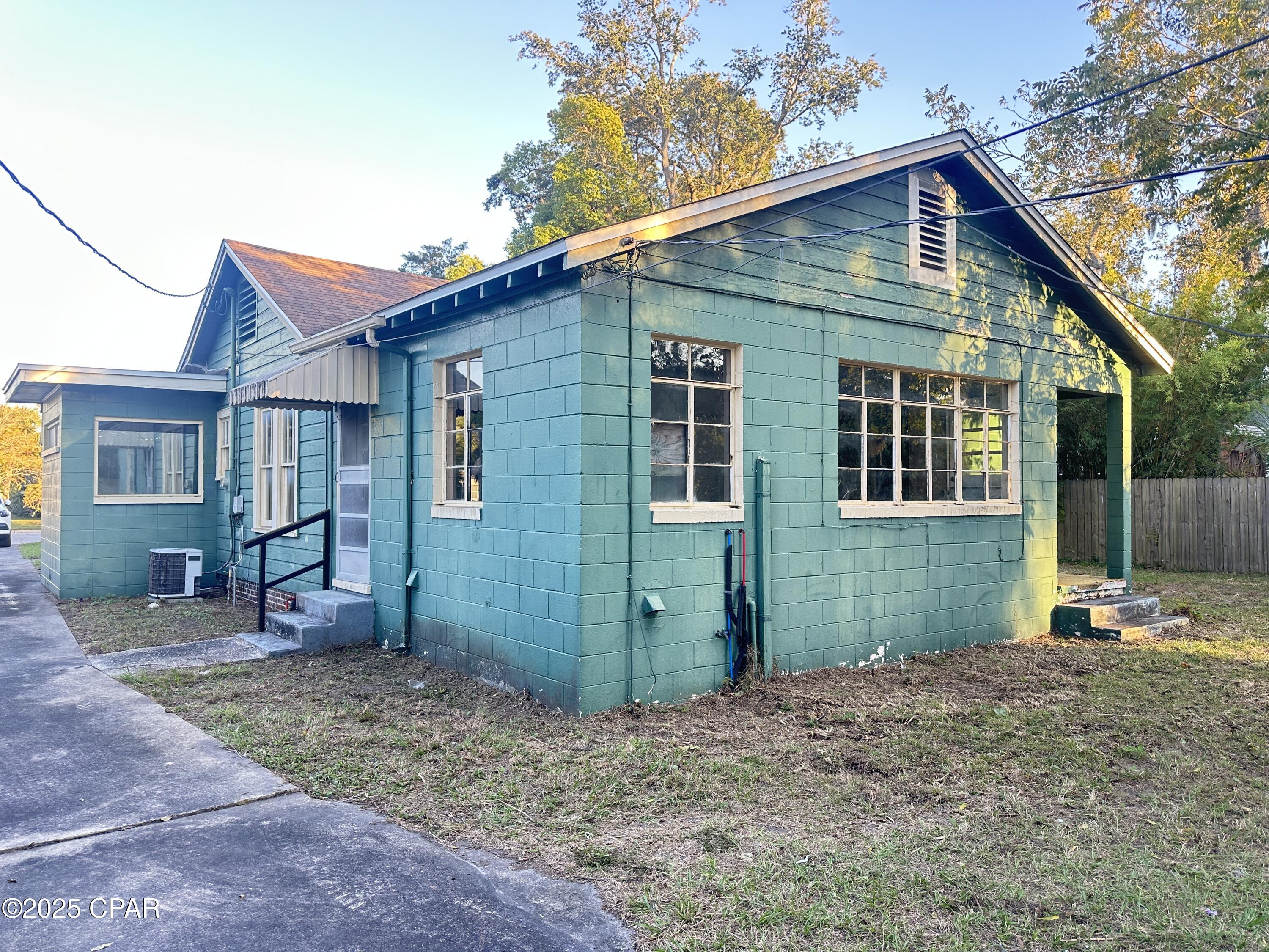 Sudduths 1st Add - Residential