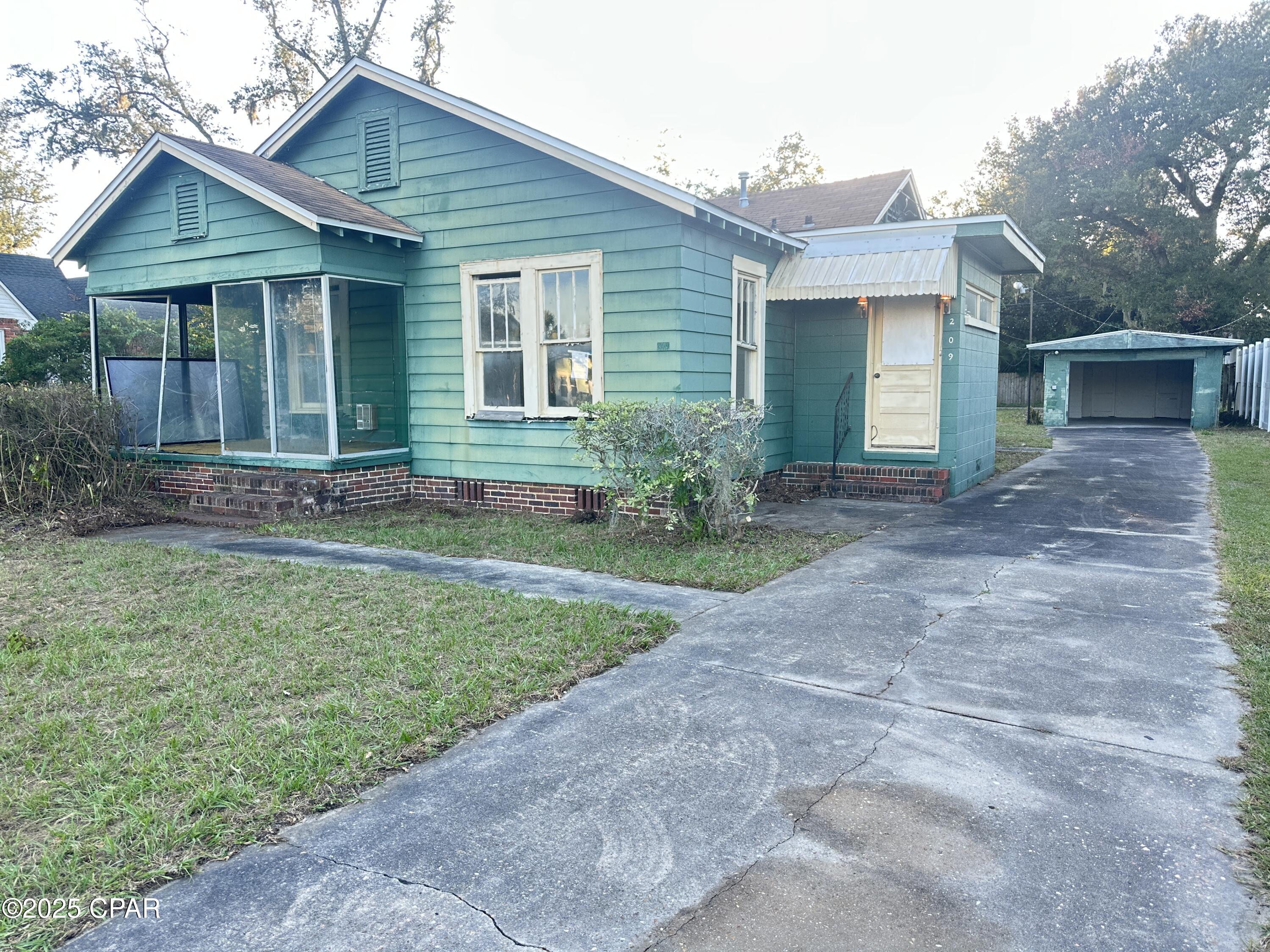 Sudduths 1st Add - Residential