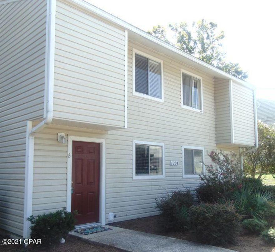 Historic St. Andrews

2 bedroom 1.5 bath 2 story townhouse with open patio.  This home features living, dining area, kitchen and 1/2 bath downstairs with new kitchen cabinets, stainless steel appliance and laundry closet in kitchen.  Bedroom rooms and full bath are upstairs.

All electric!  Lawn Service is provided by the owner.

13 MONTH LEASE IS REQUIRED!

NO PETS ALLOWED!