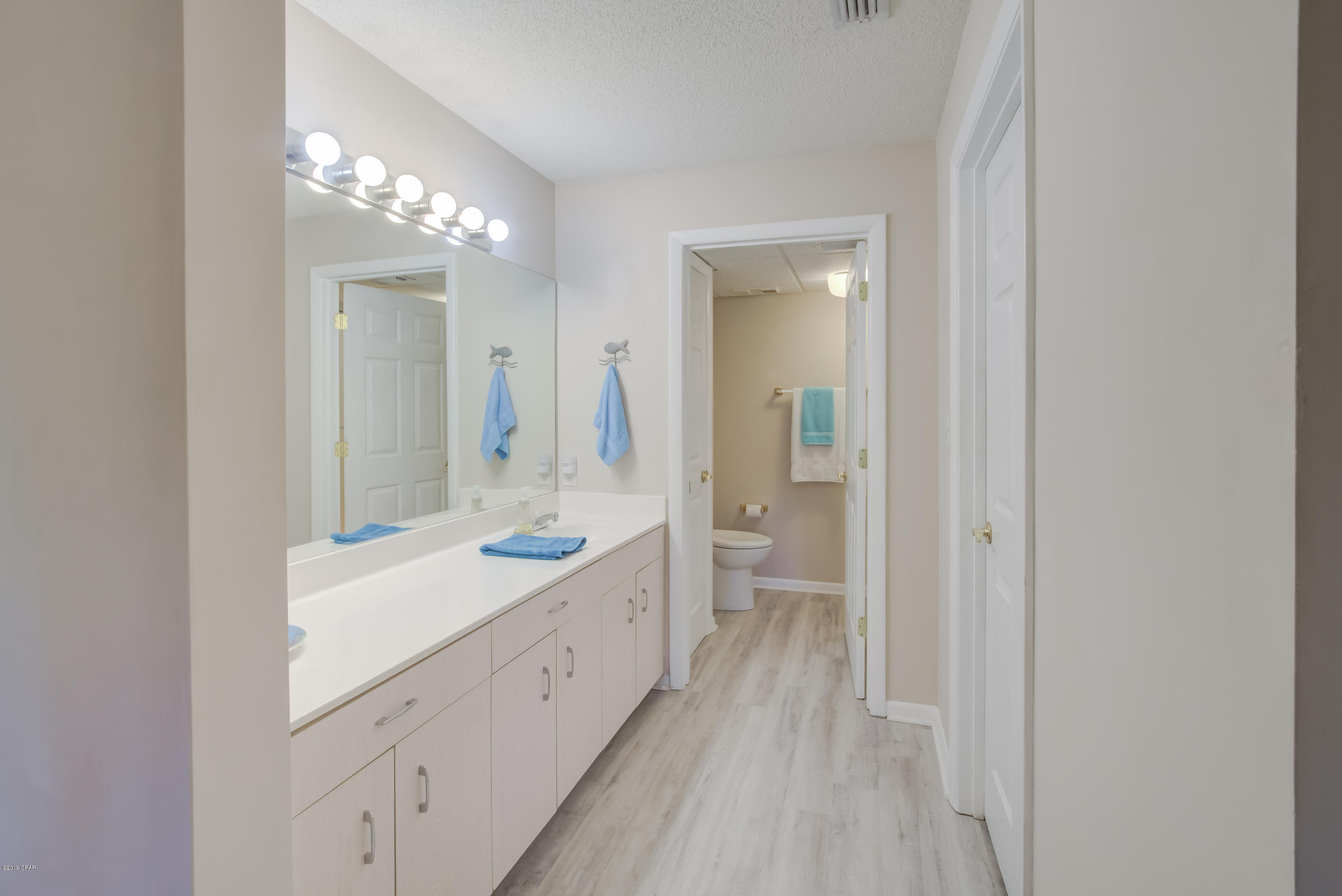 Hombre Golf Village - Residential