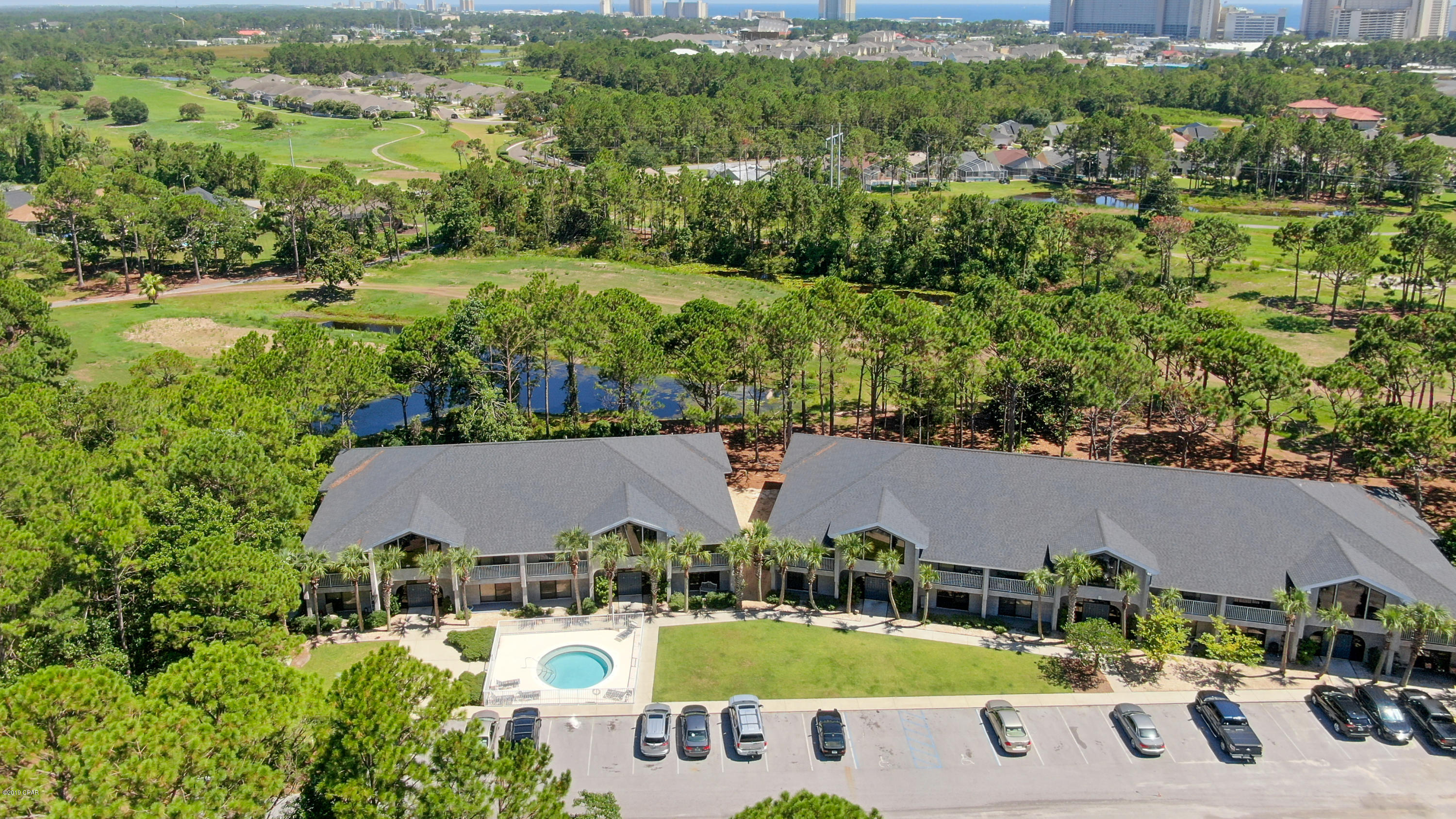 Hombre Golf Village - Residential