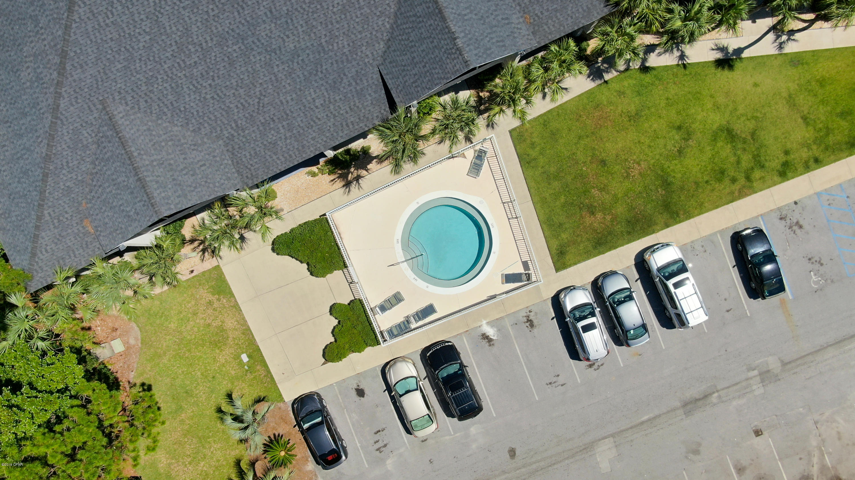 Hombre Golf Village - Residential